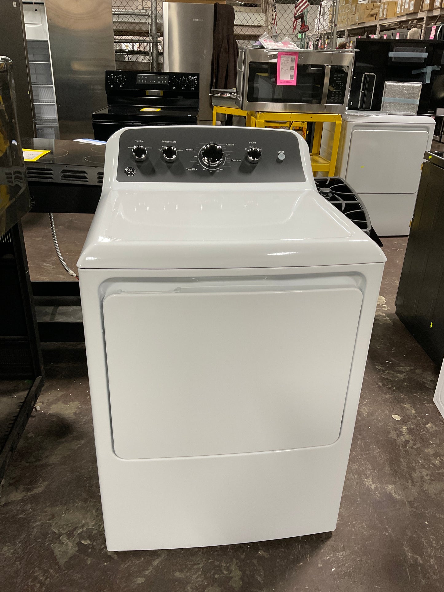 Front view, door closed