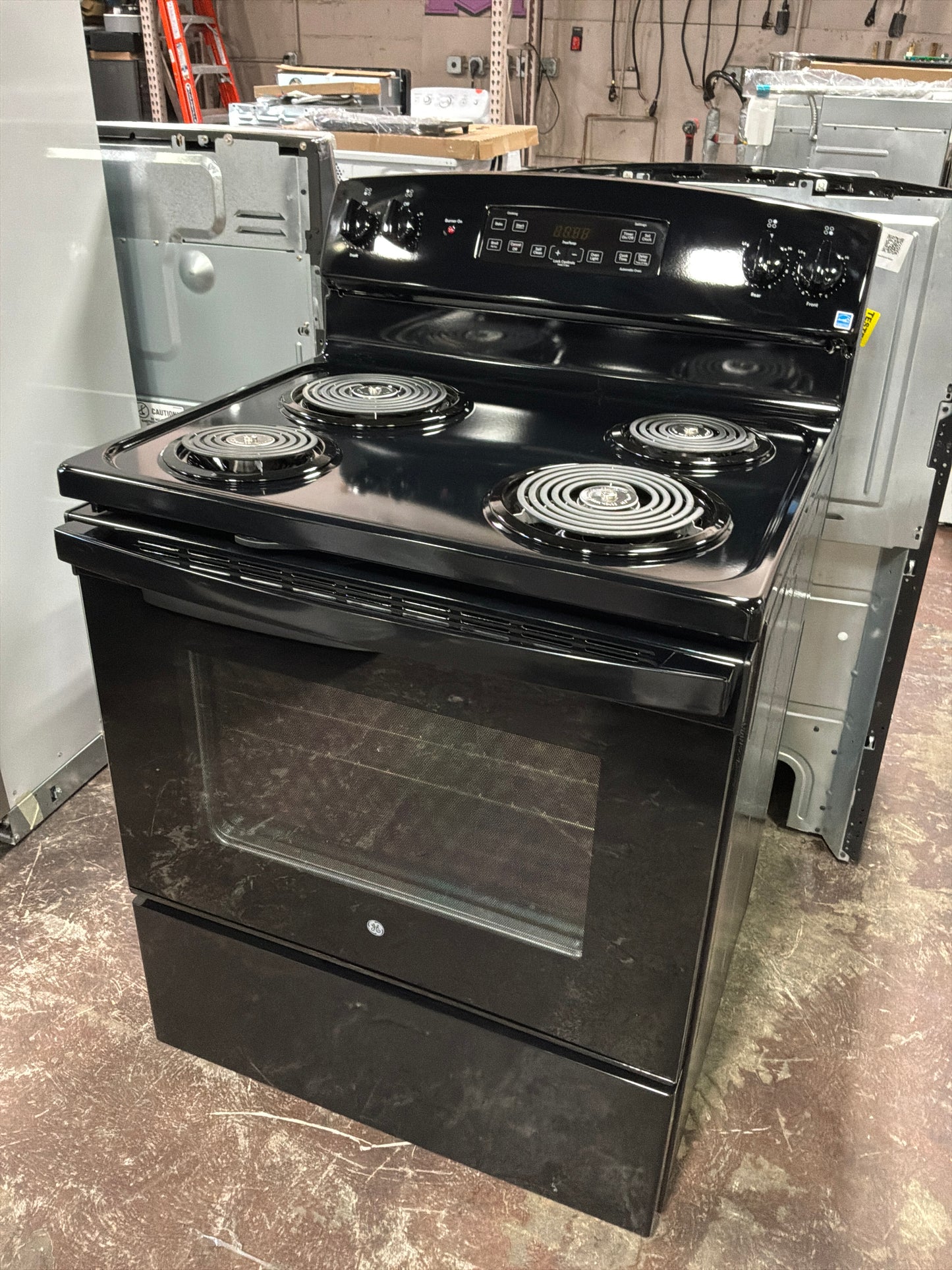 Front view, oven-door closed