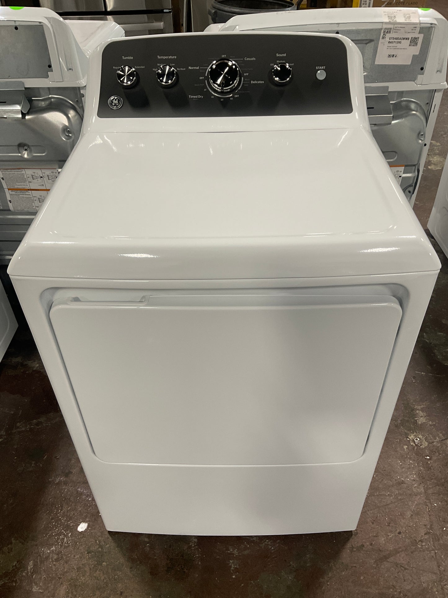 Front view, door closed