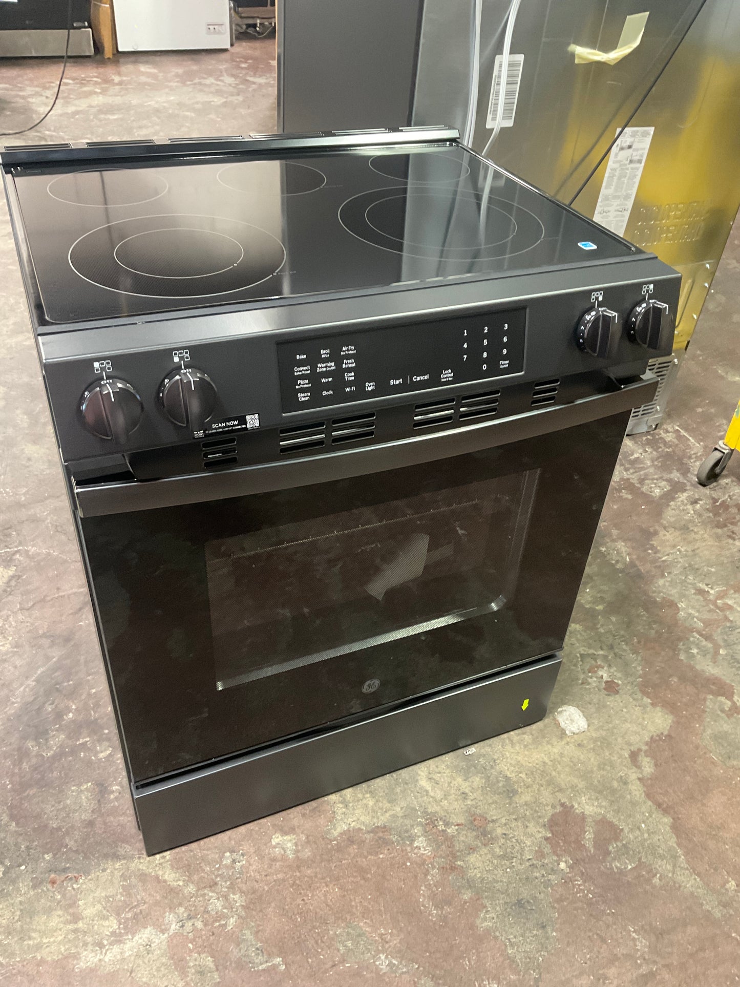 Front view, oven-door closed