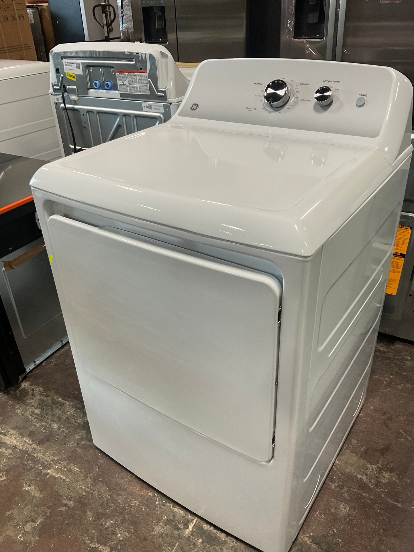 Front view, door closed