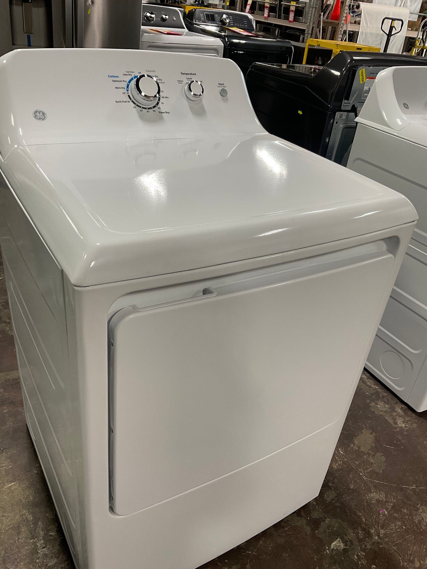 Front view, door closed