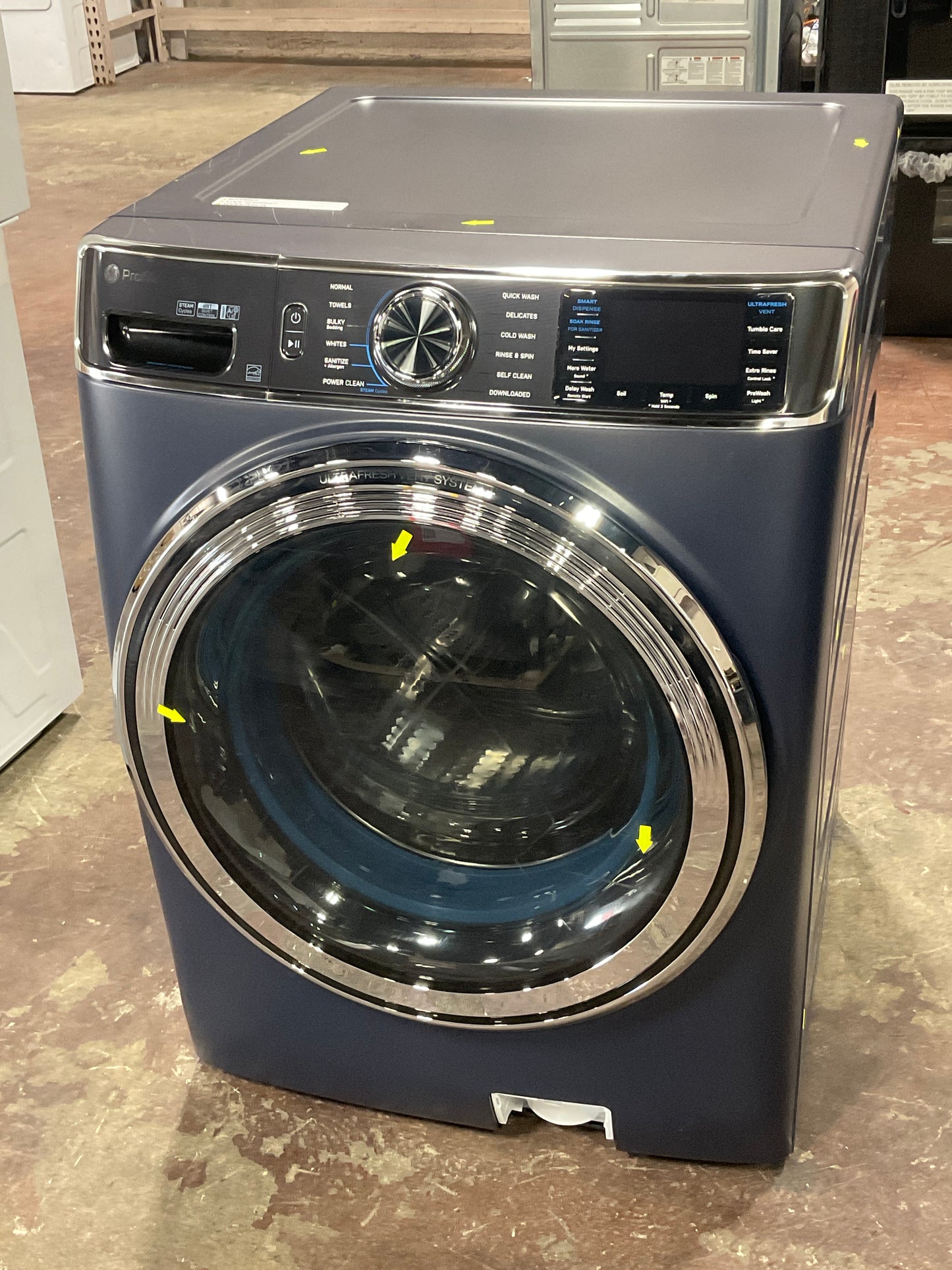 Front view, door closed