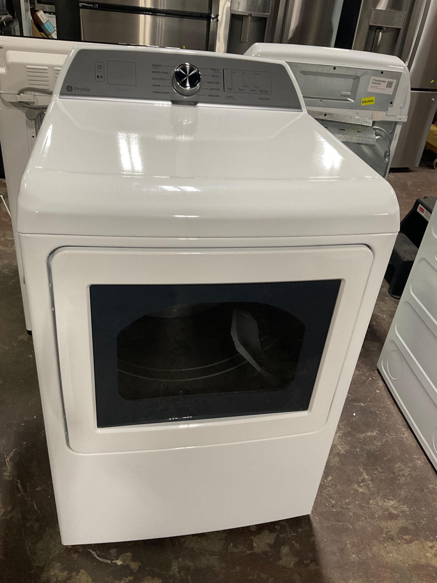 Front view, door closed