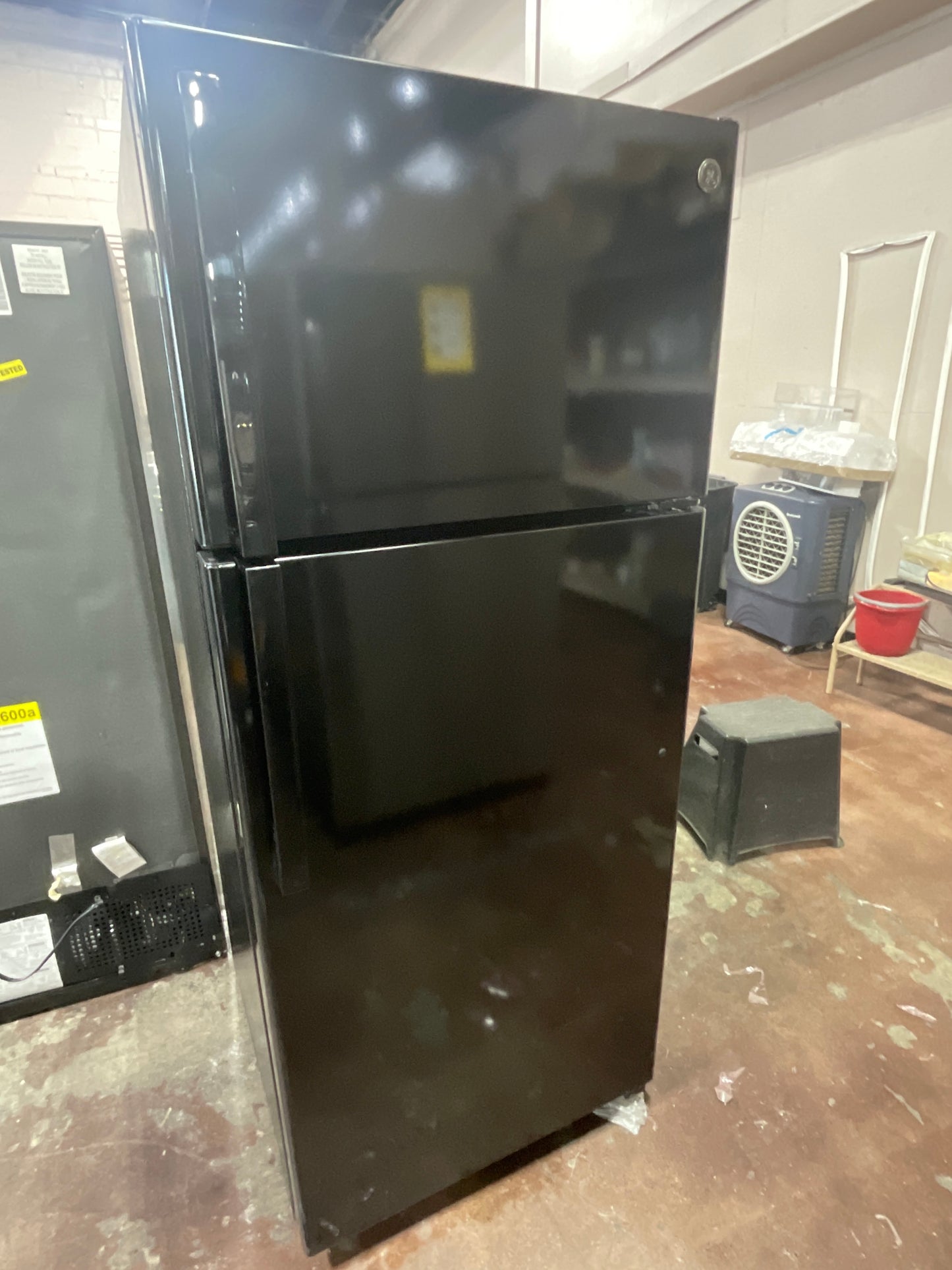 Front view, door closed