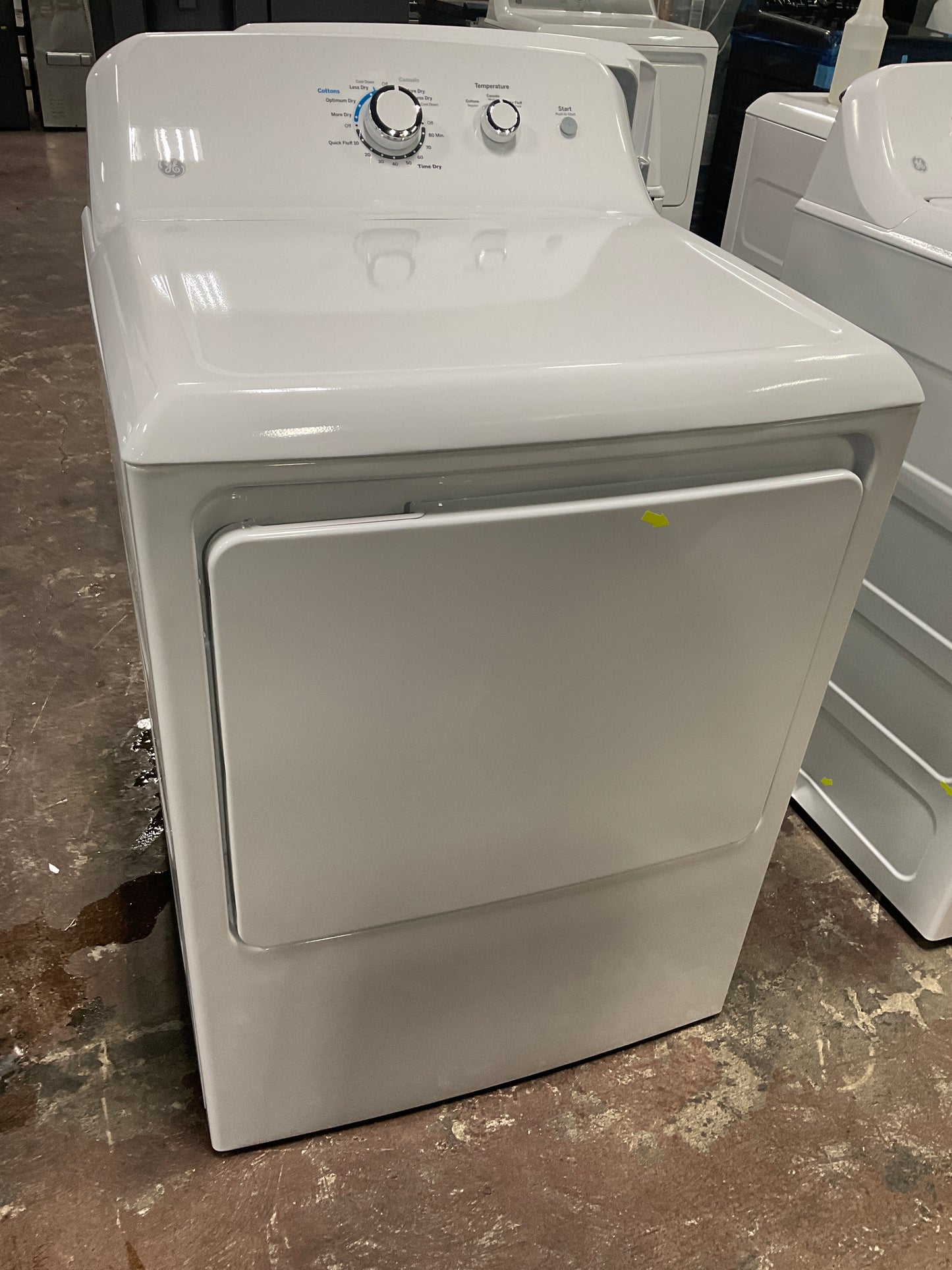 Front view, door closed