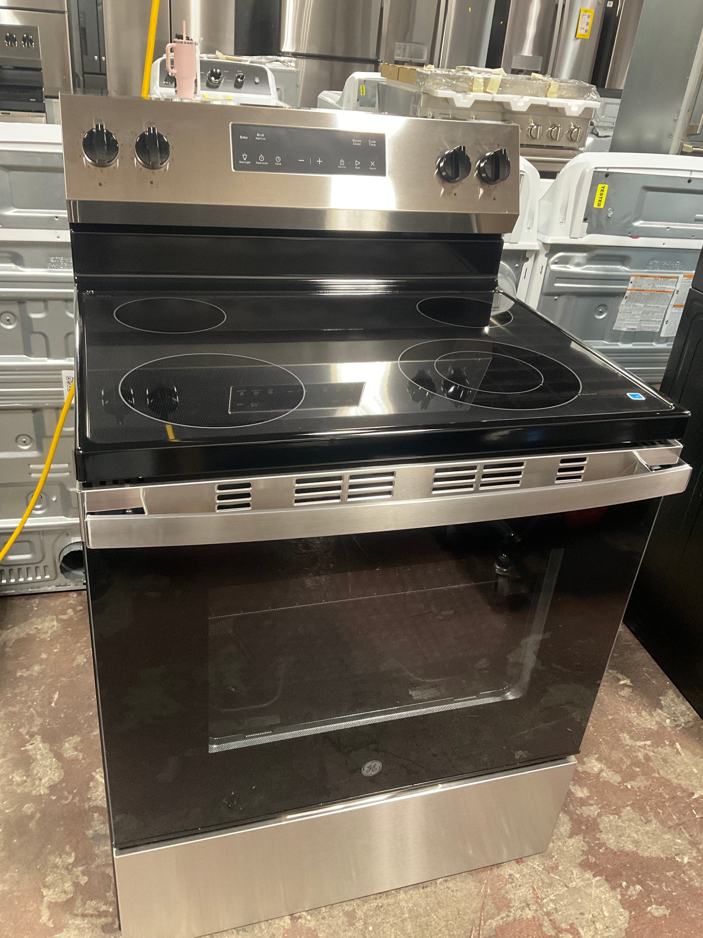 Front view, oven-door closed