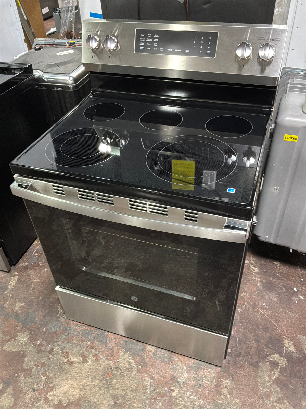 Front view, oven-door closed