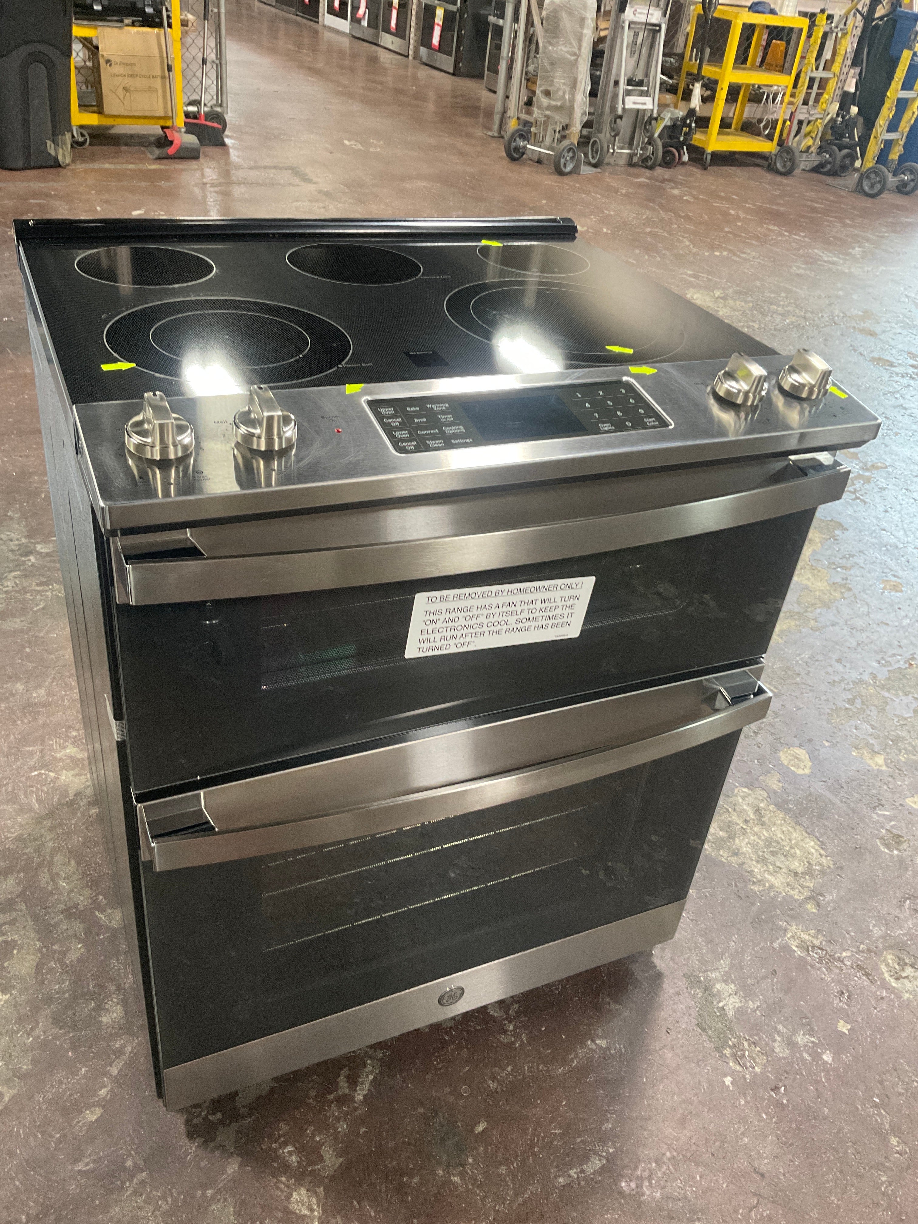 Front view, oven-door closed