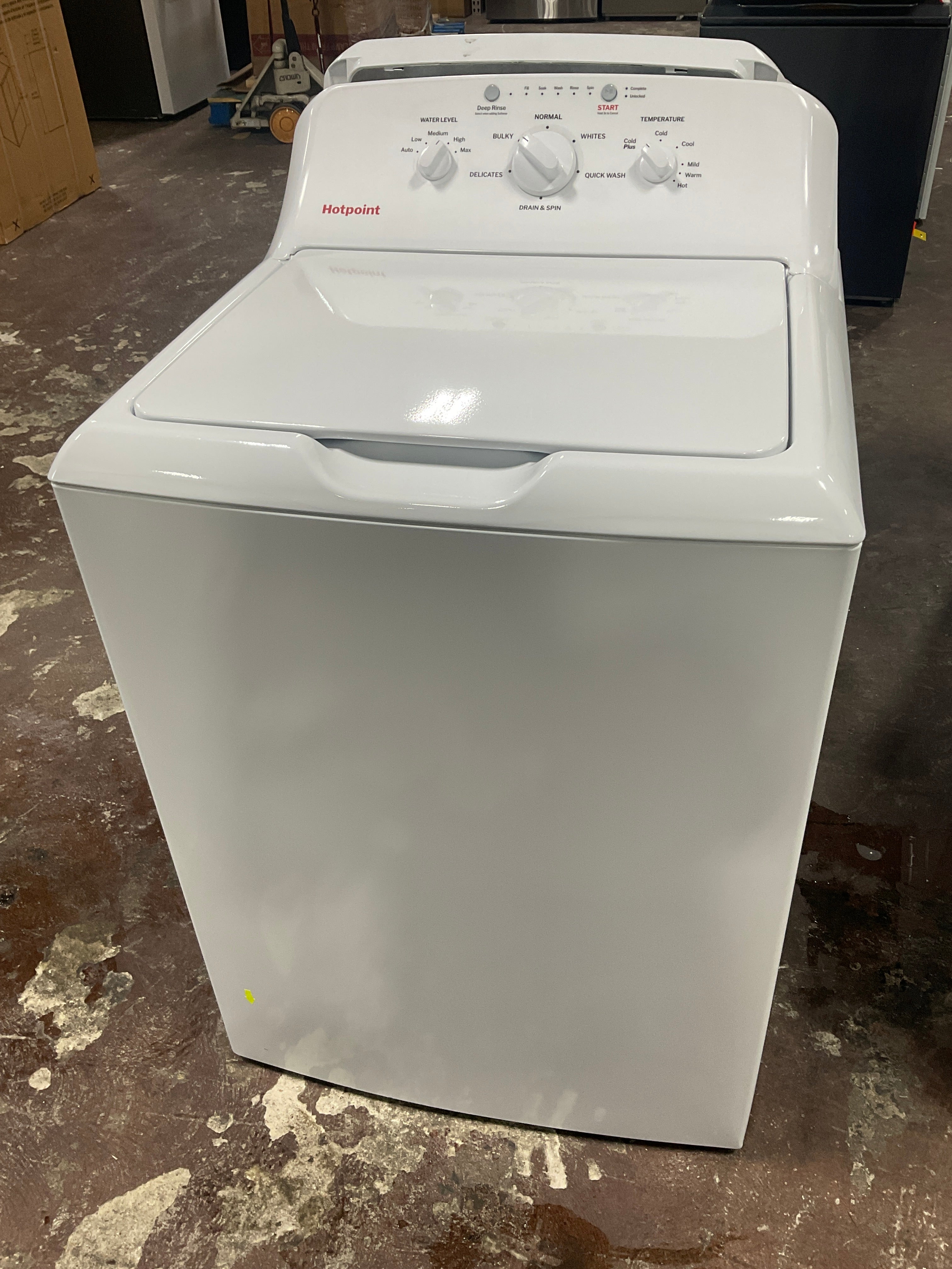 Front view, door closed