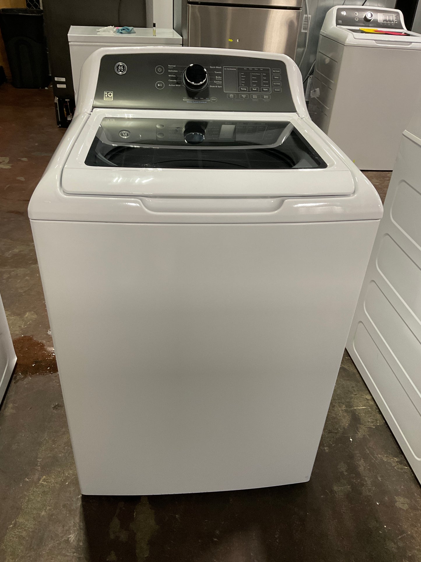 Front view, door closed