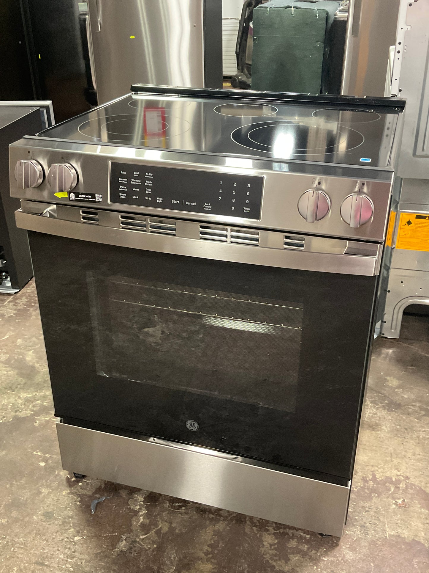 Front view, oven-door closed