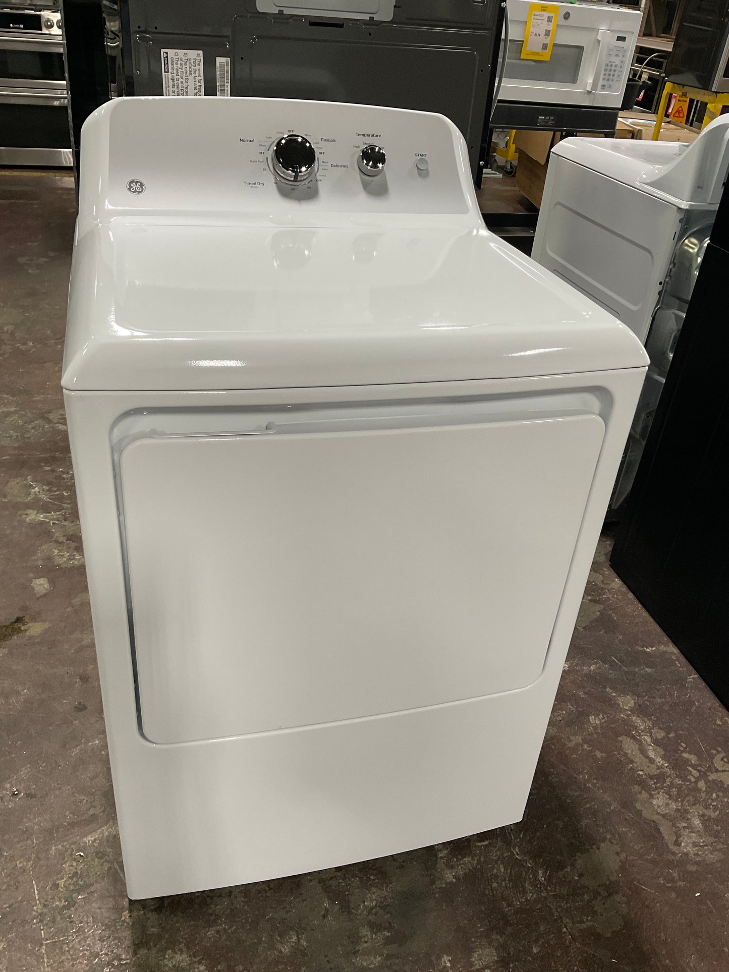 Front view, door closed