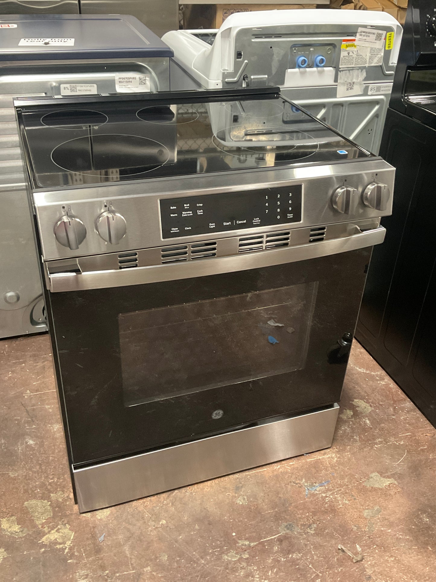 Front view, oven-door closed
