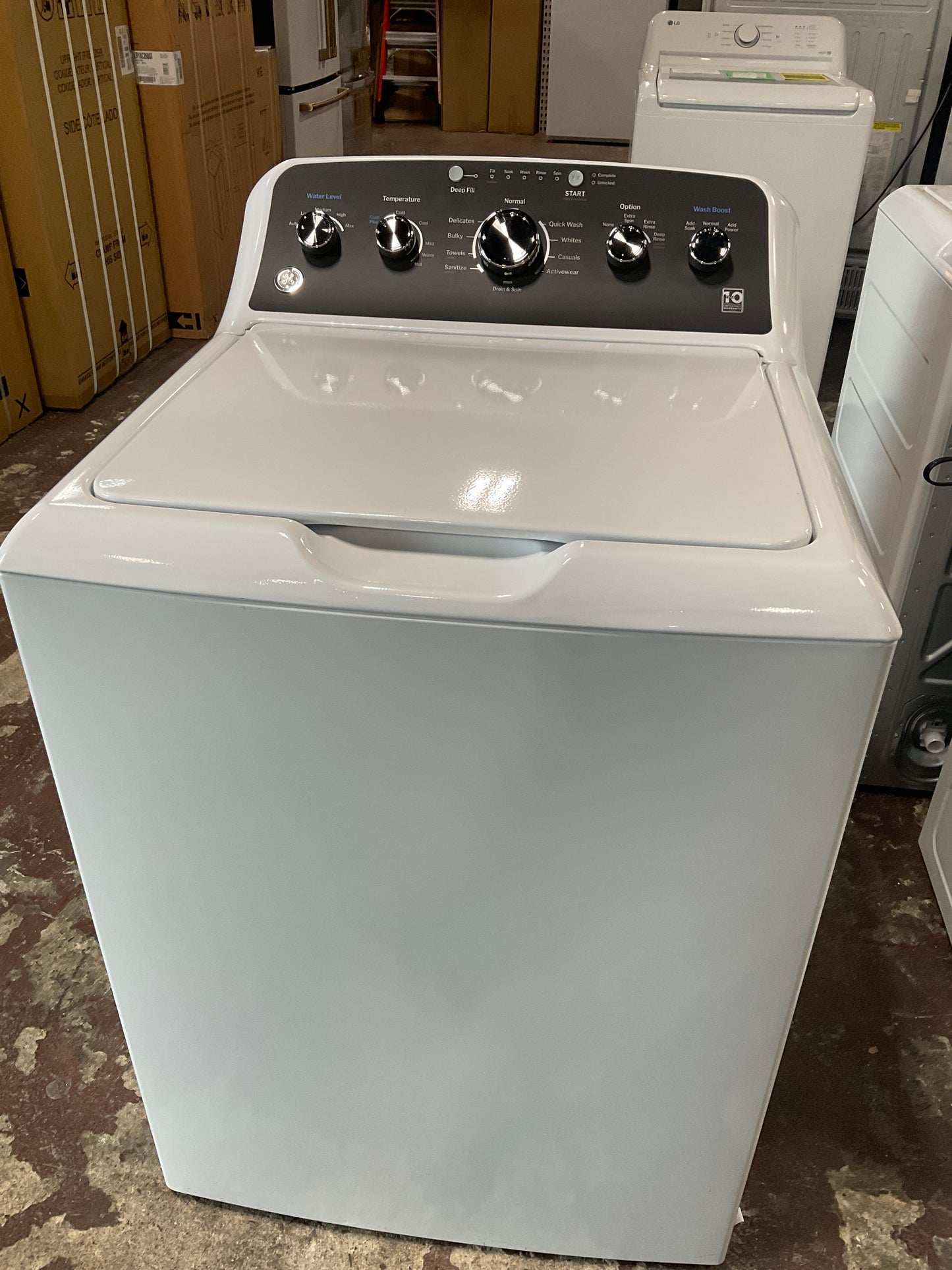 Front view, door closed