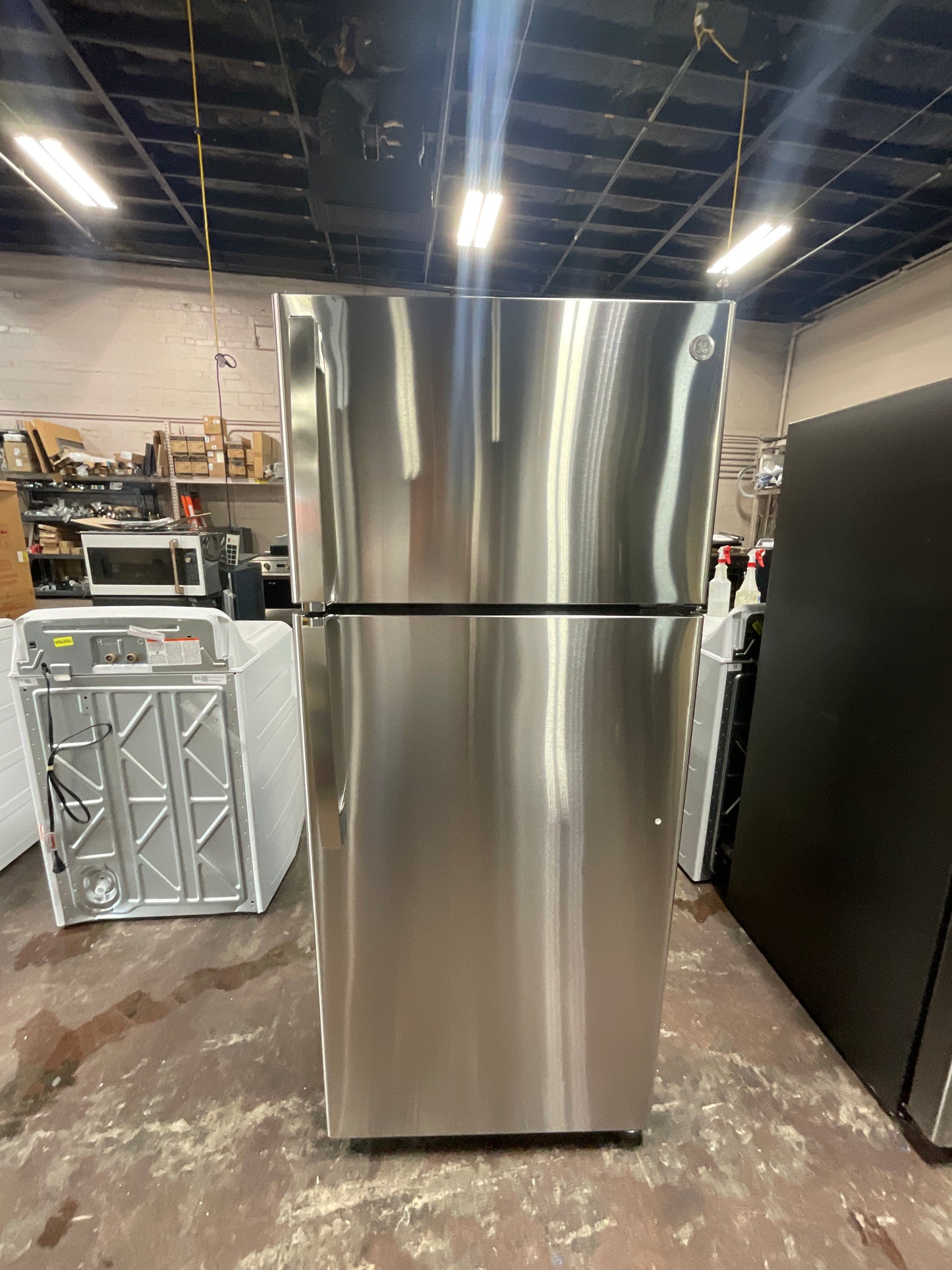Front view, door closed