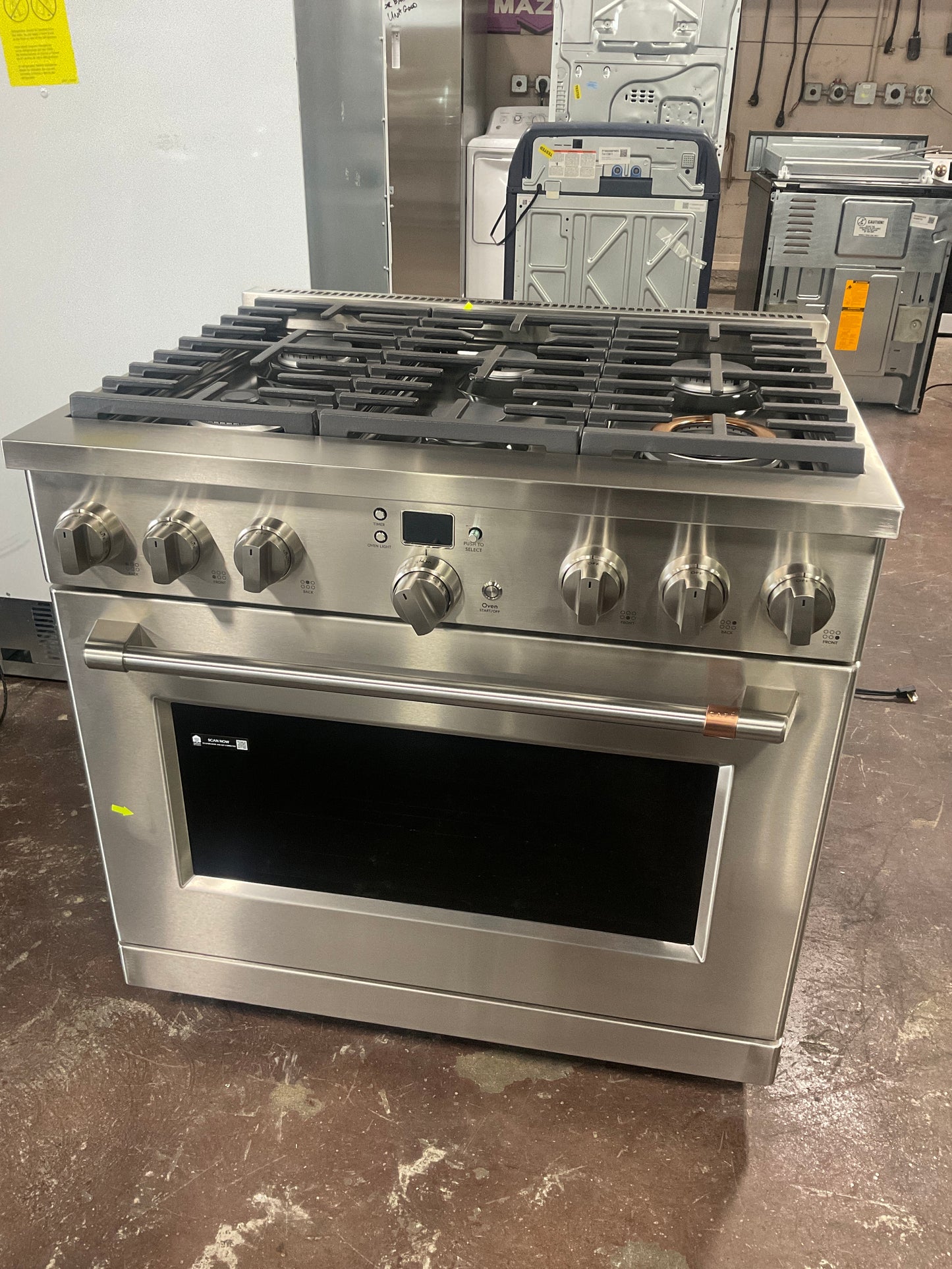 Front view, oven-door closed