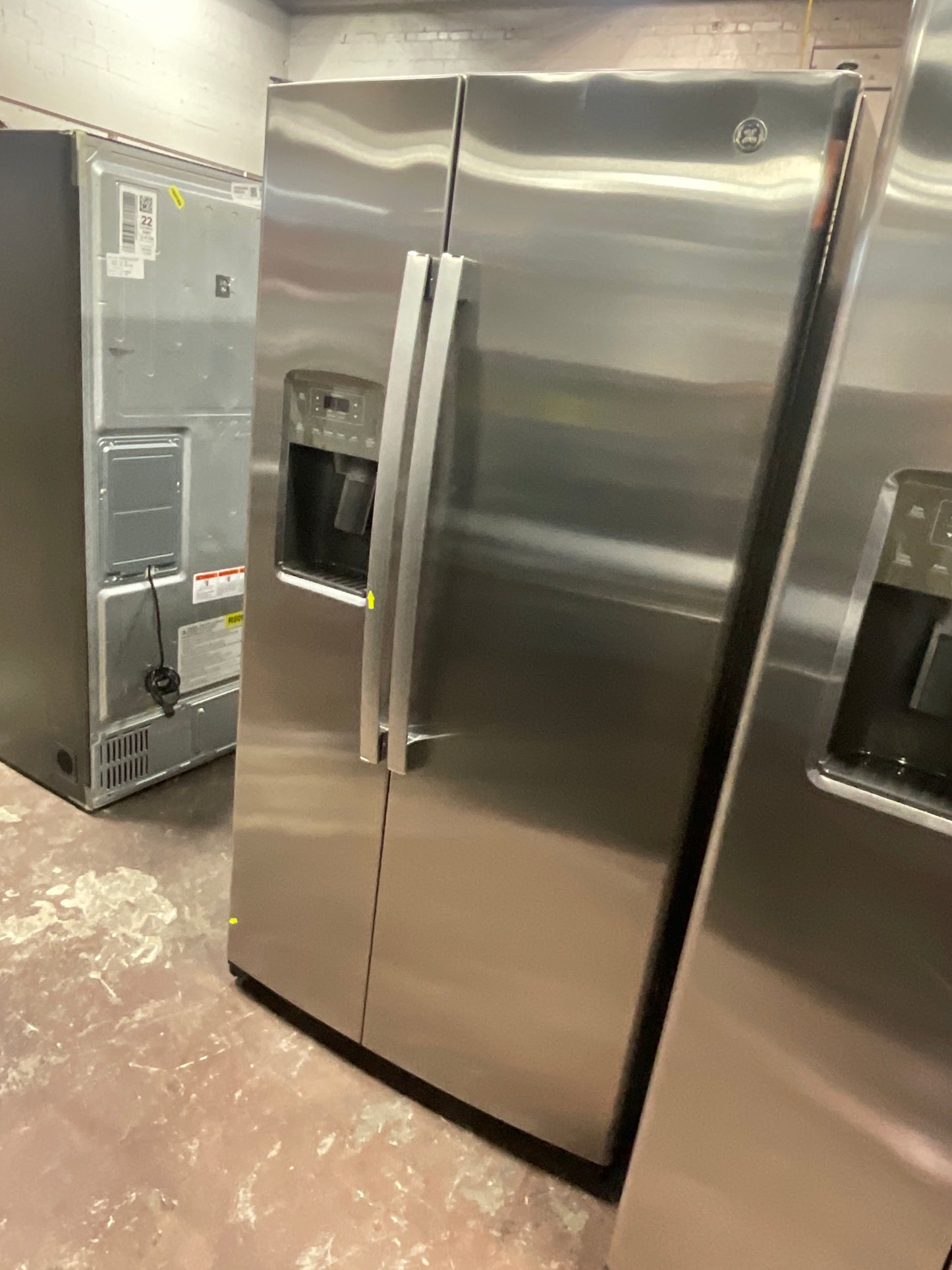 Front view, door closed