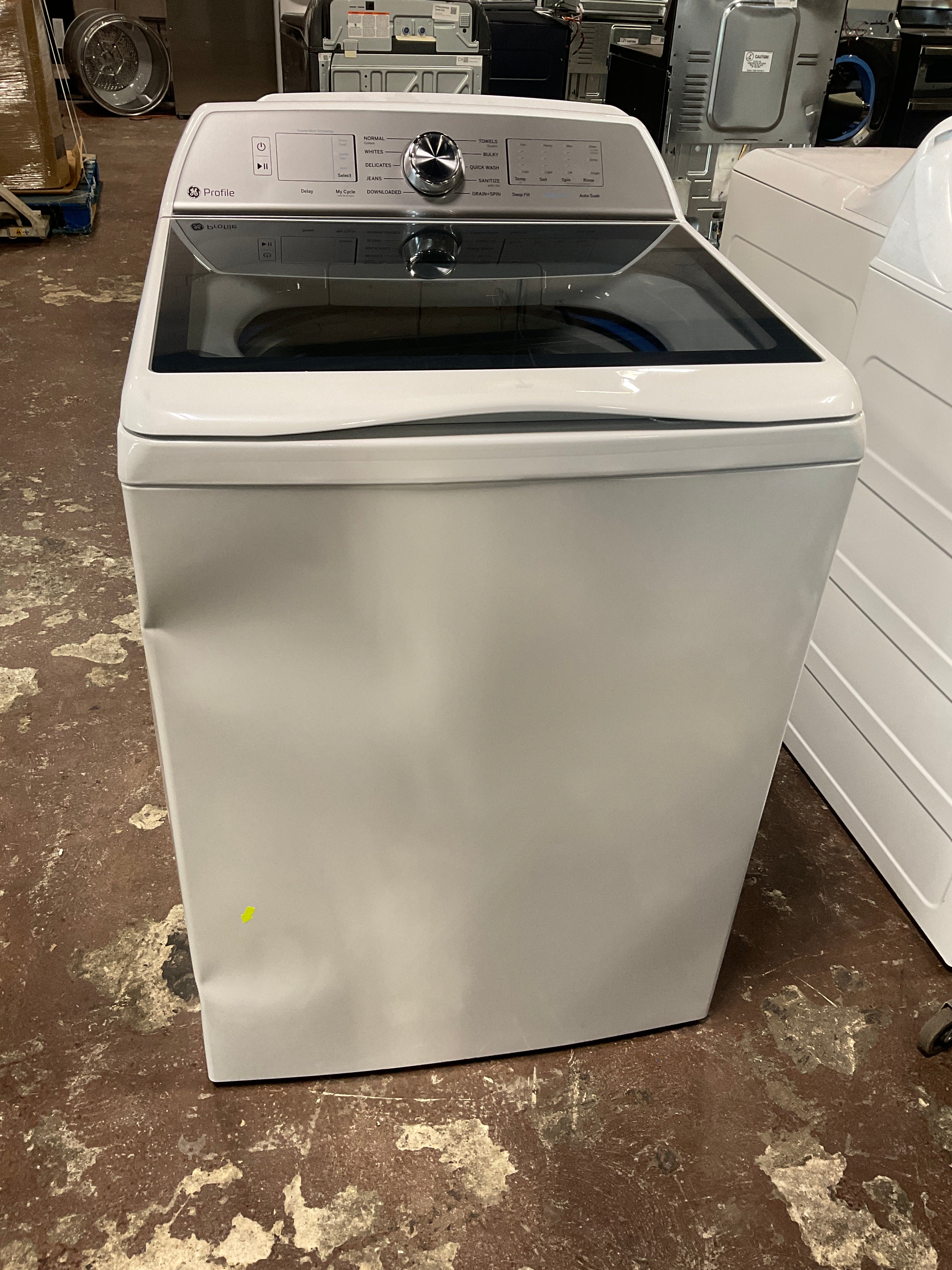 Front view, door closed