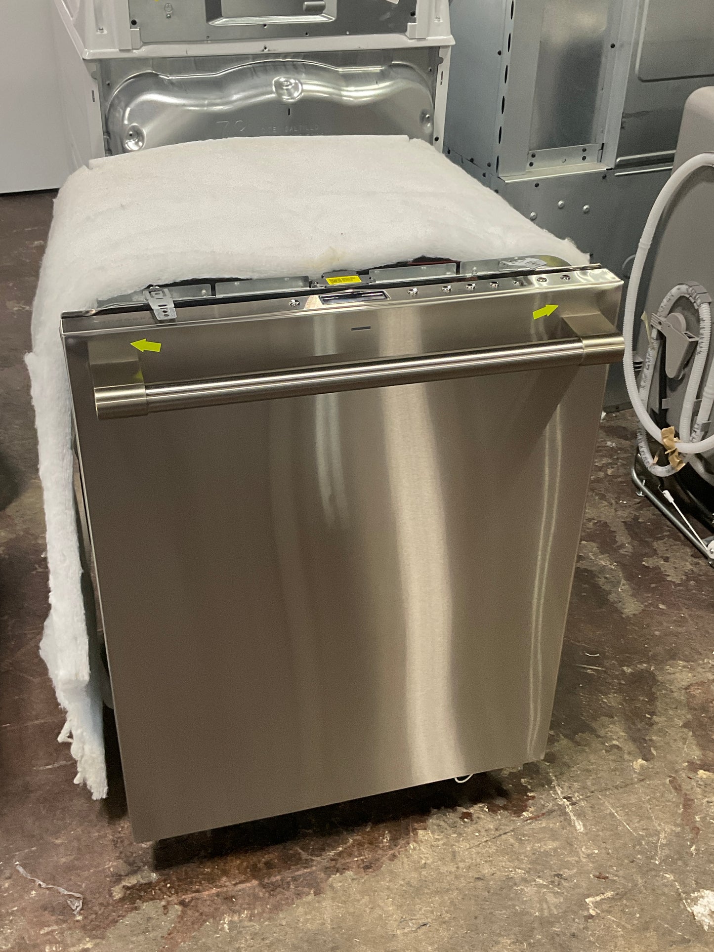 Front view, doors closed