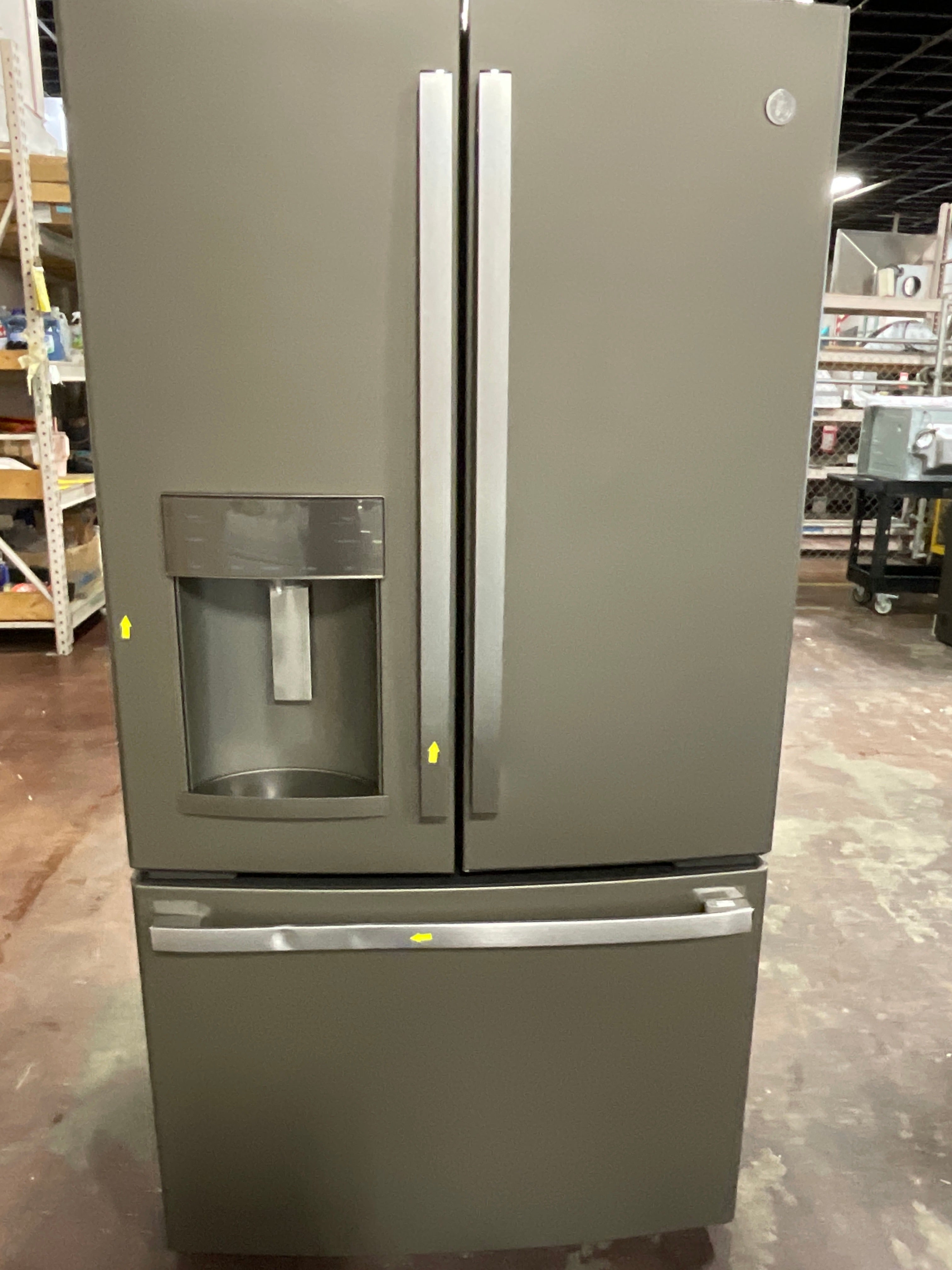 Front view, door closed