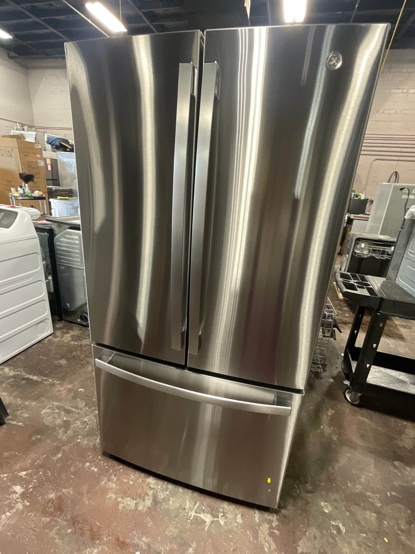 Front view, door closed