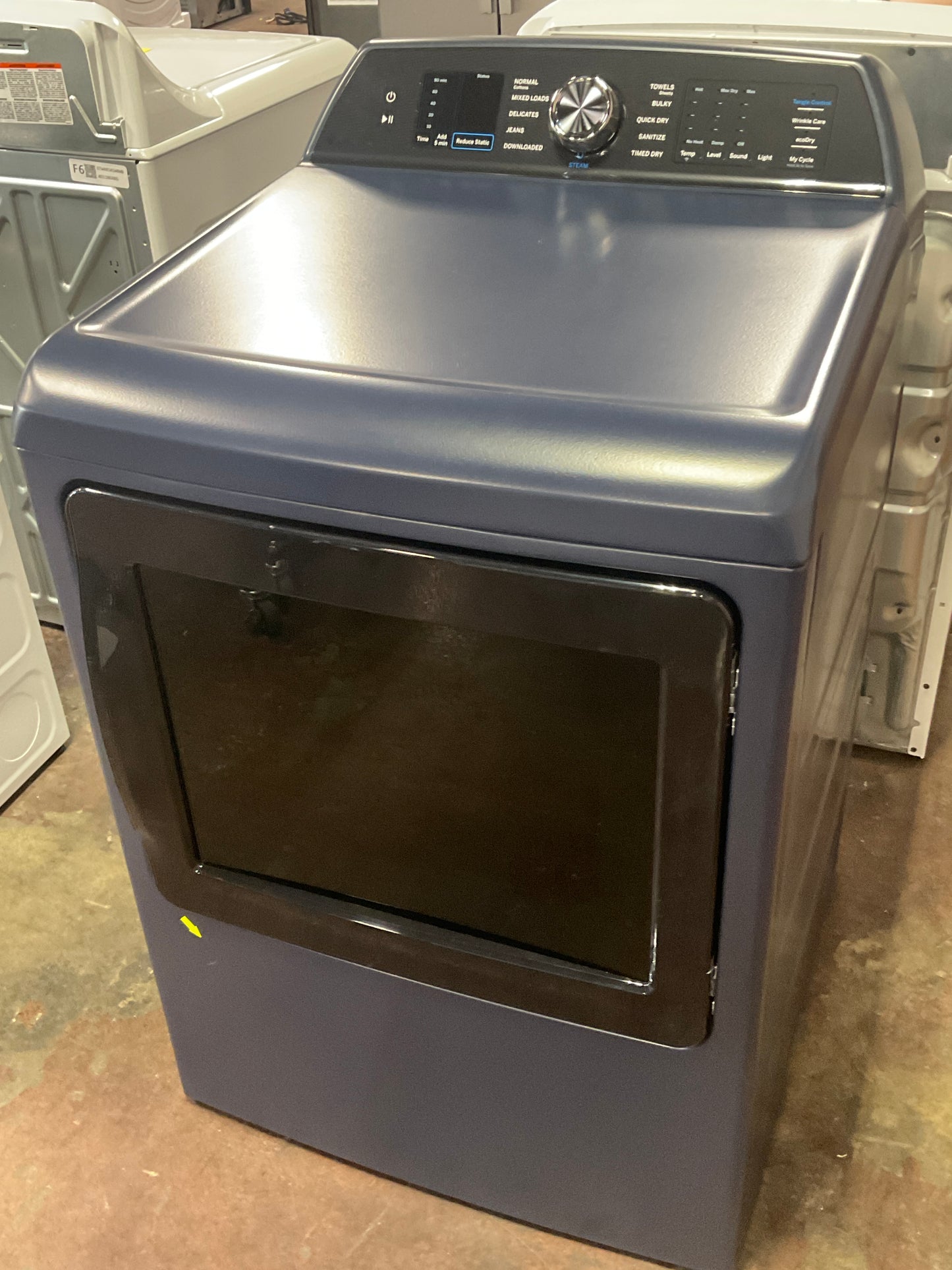 Front view, door closed