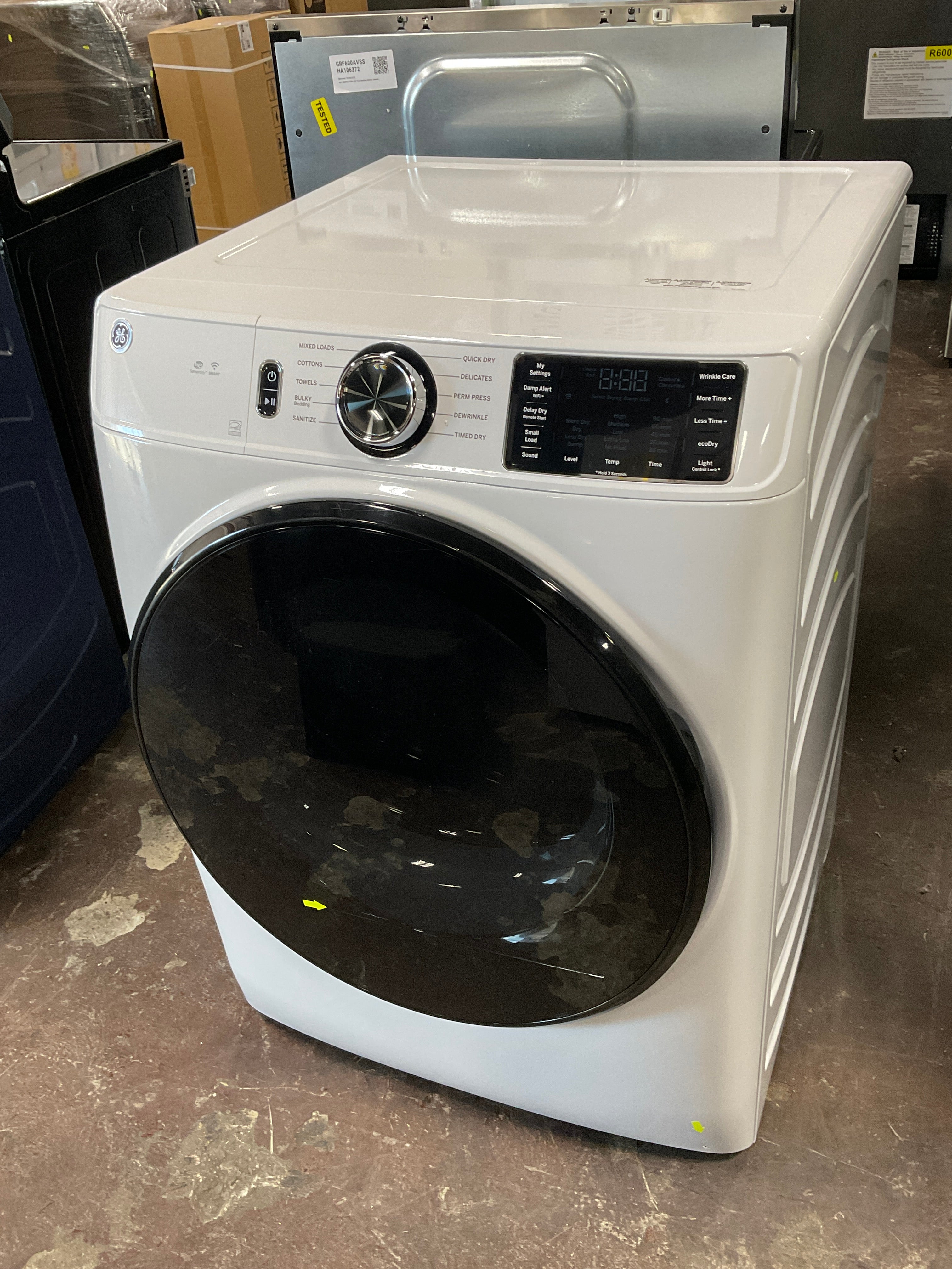 Front view, door closed