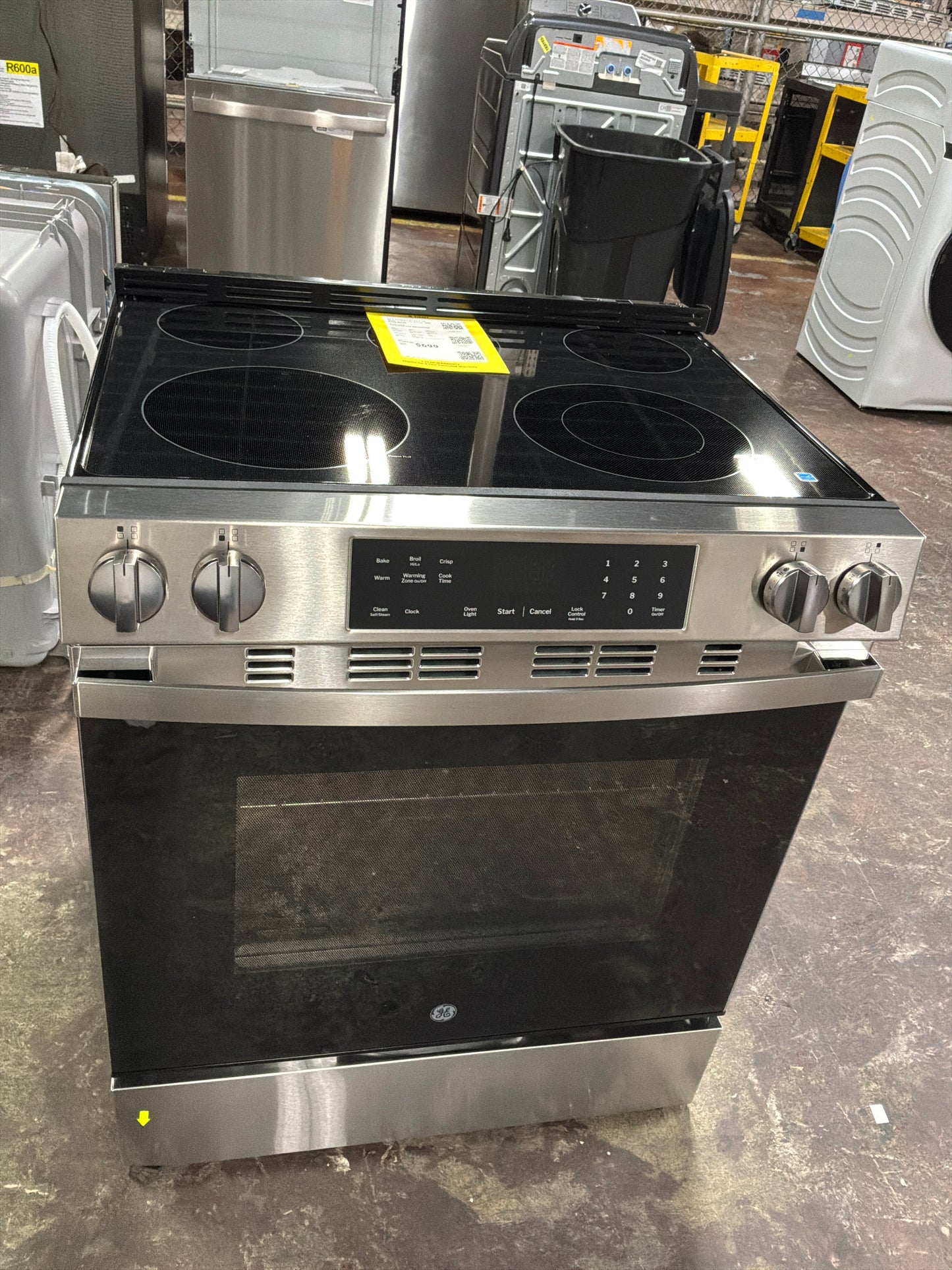 Front view, oven-door closed