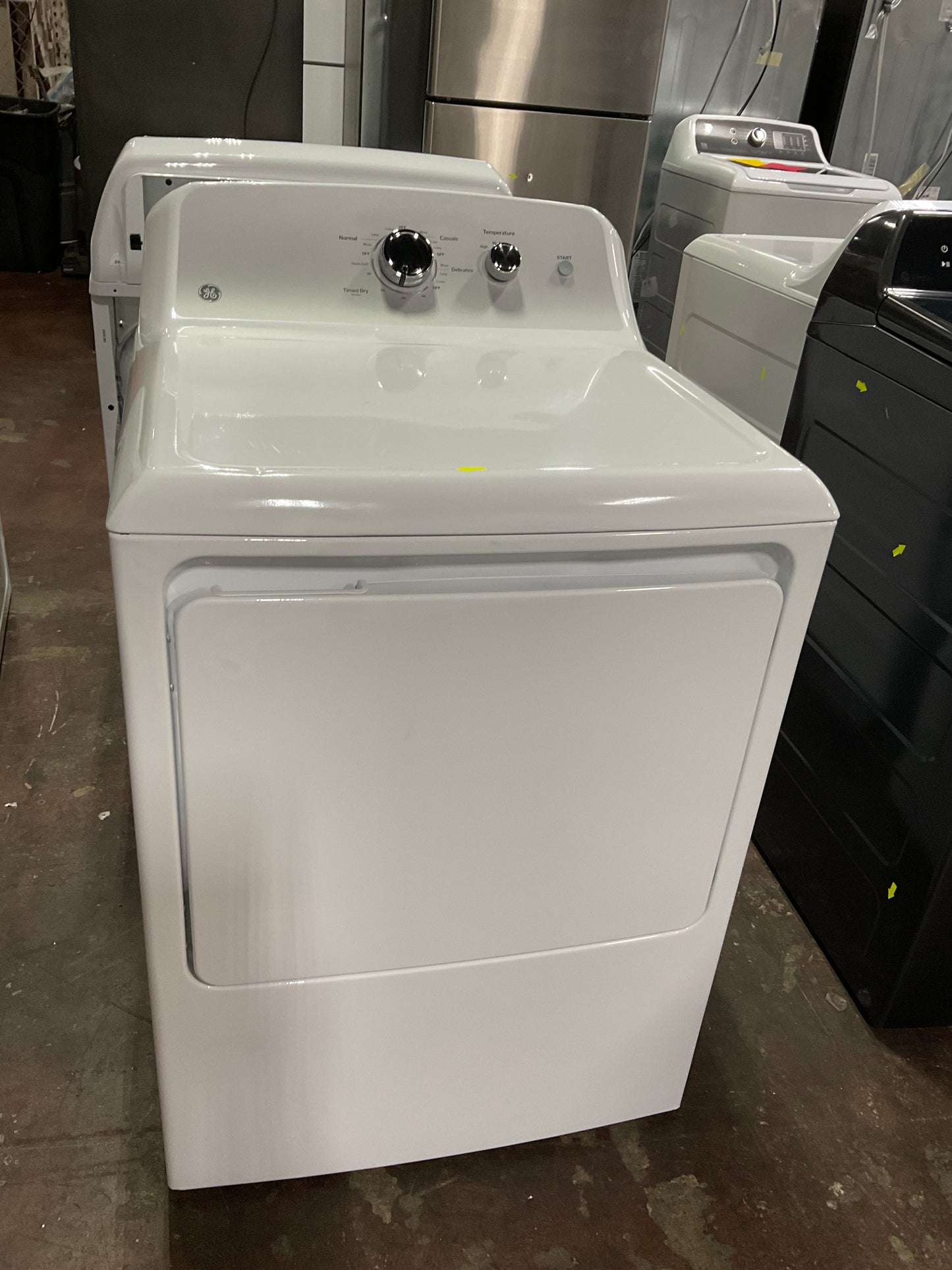 Front view, door closed