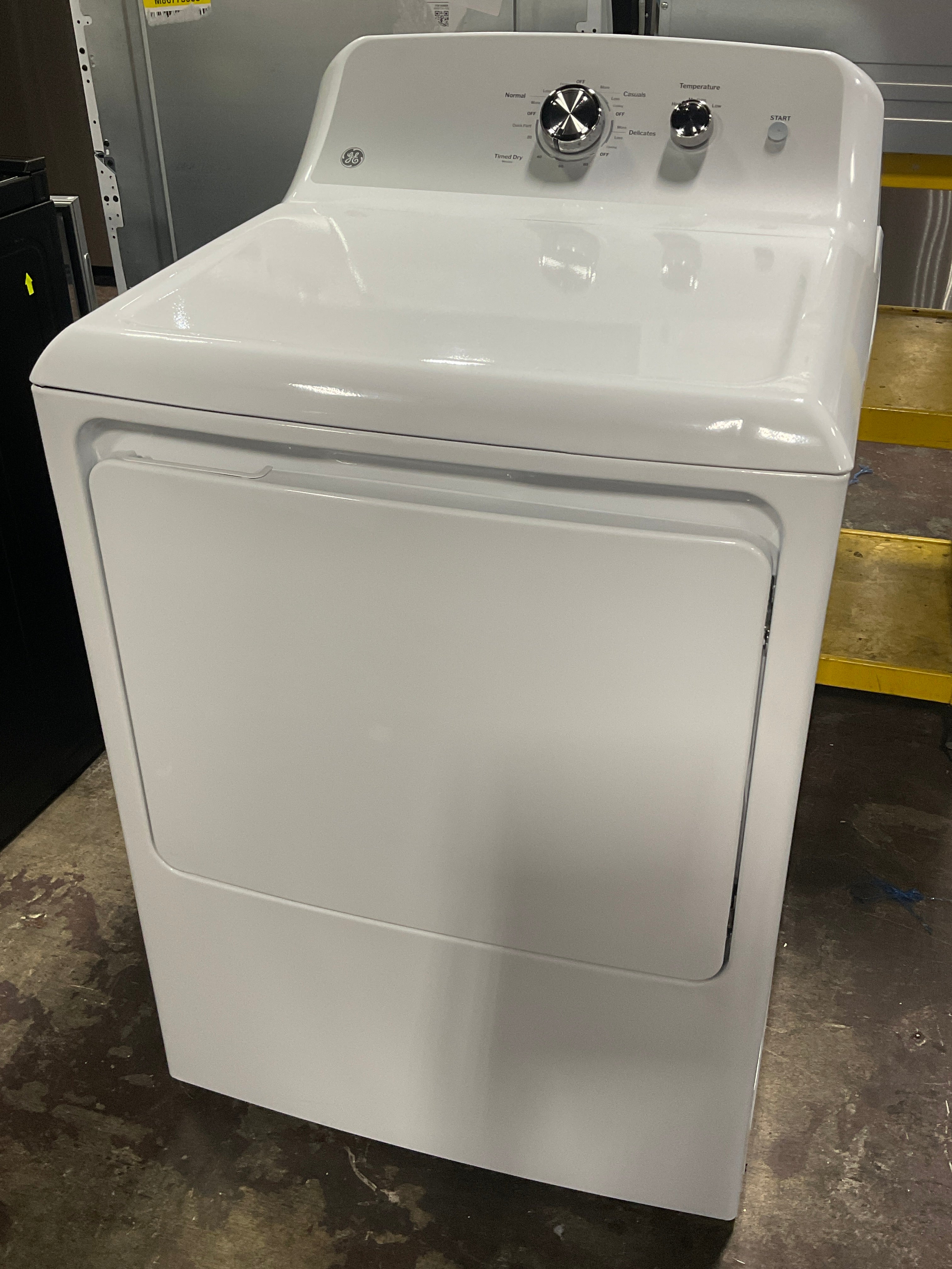 Front view, door closed