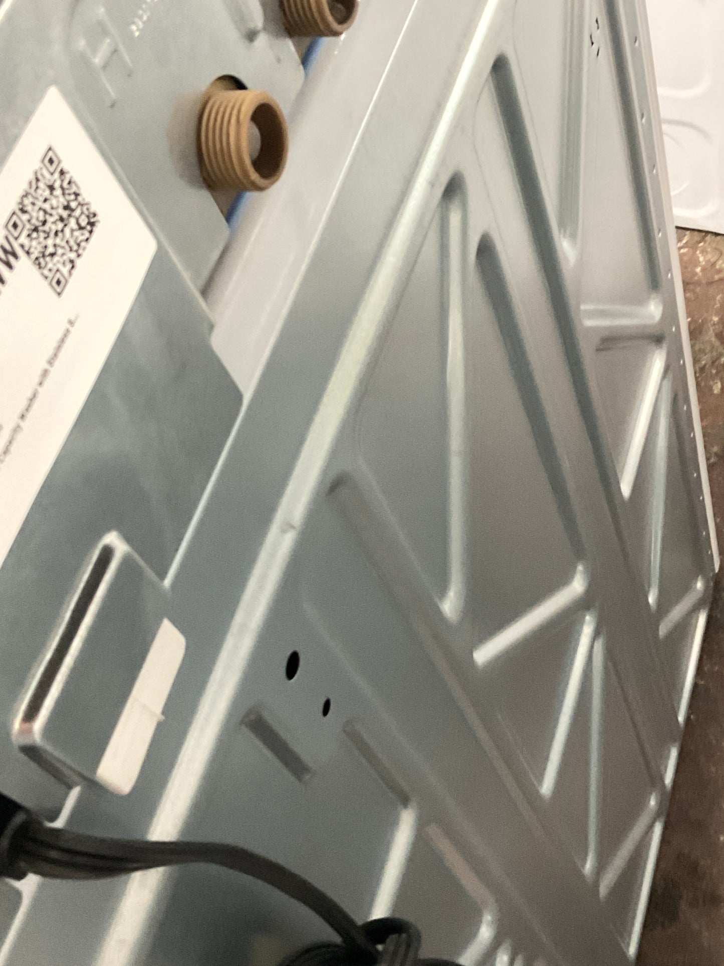 Front view, door closed