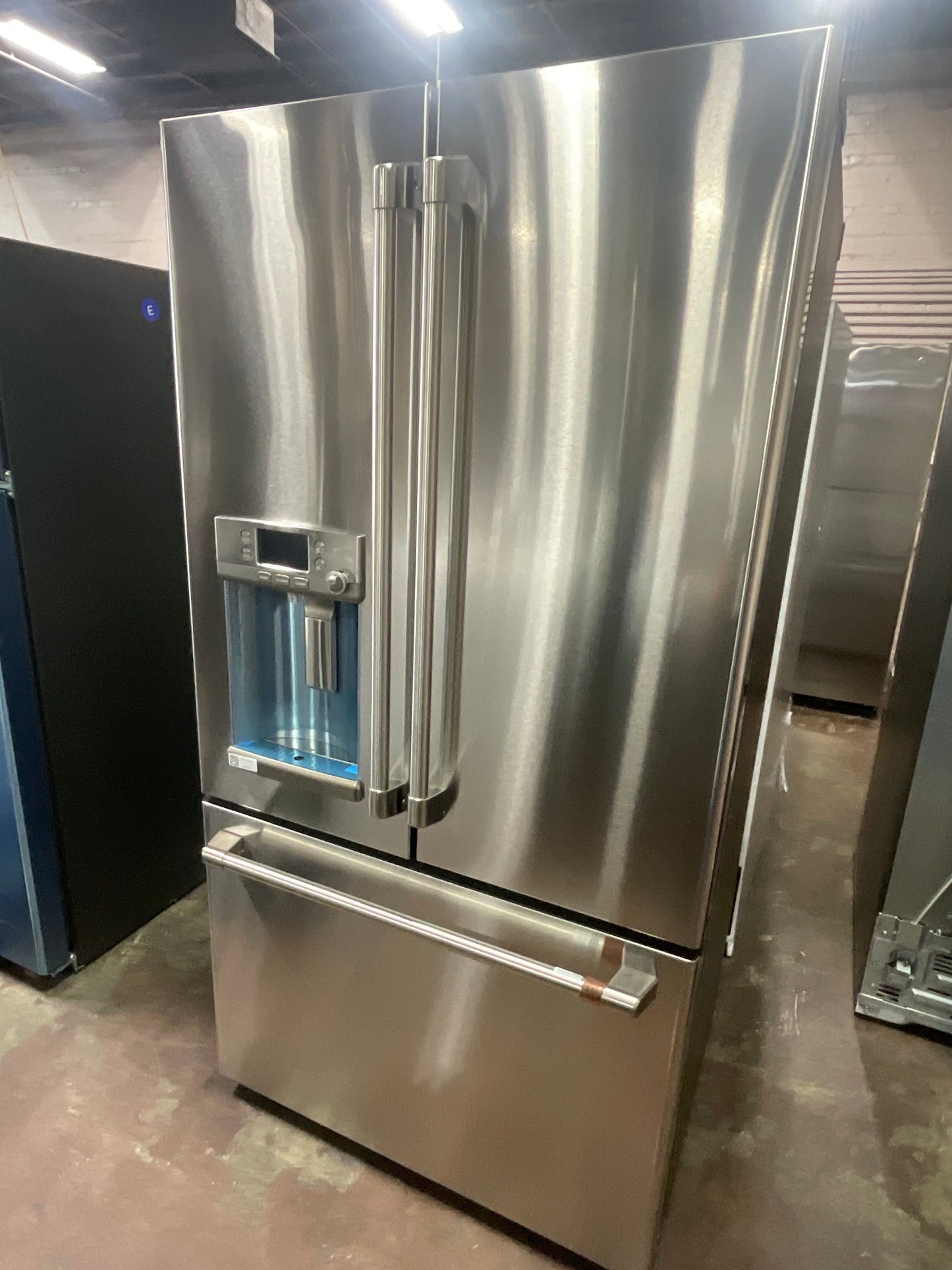 Front view, door closed