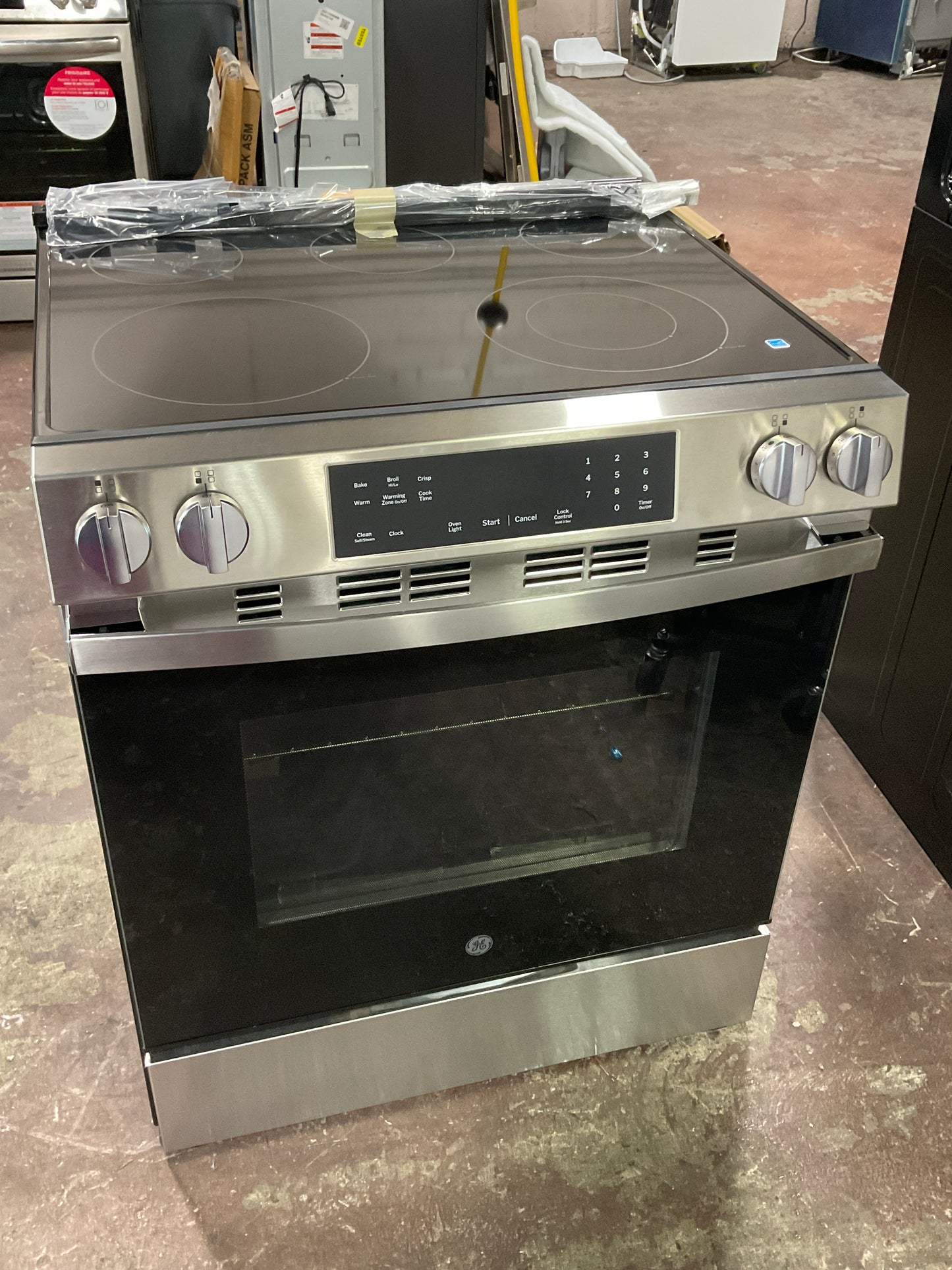 Front view, oven-door closed