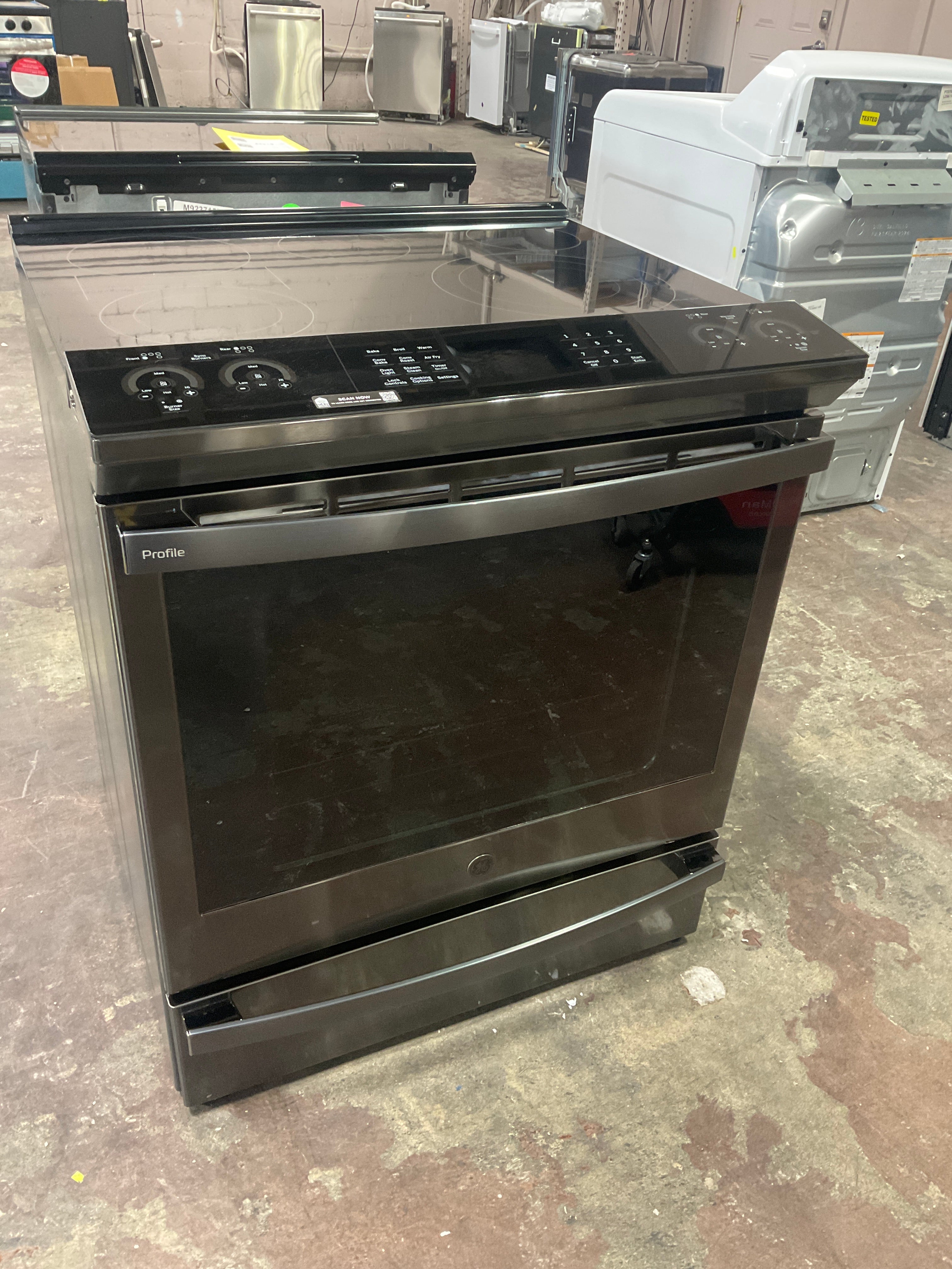 Front view, oven-door closed