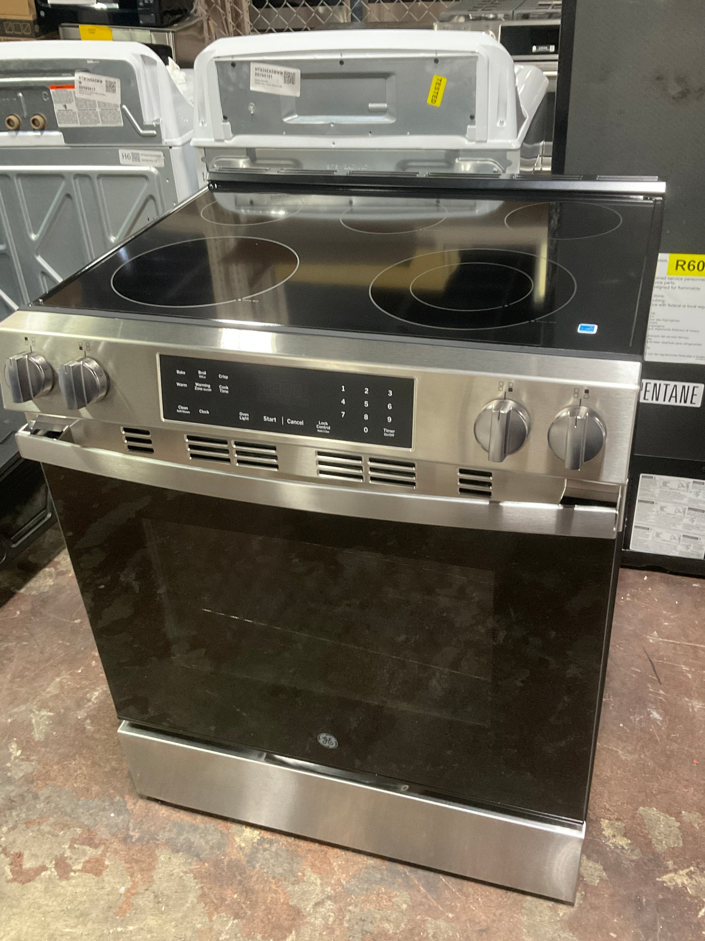 Front view, oven-door closed