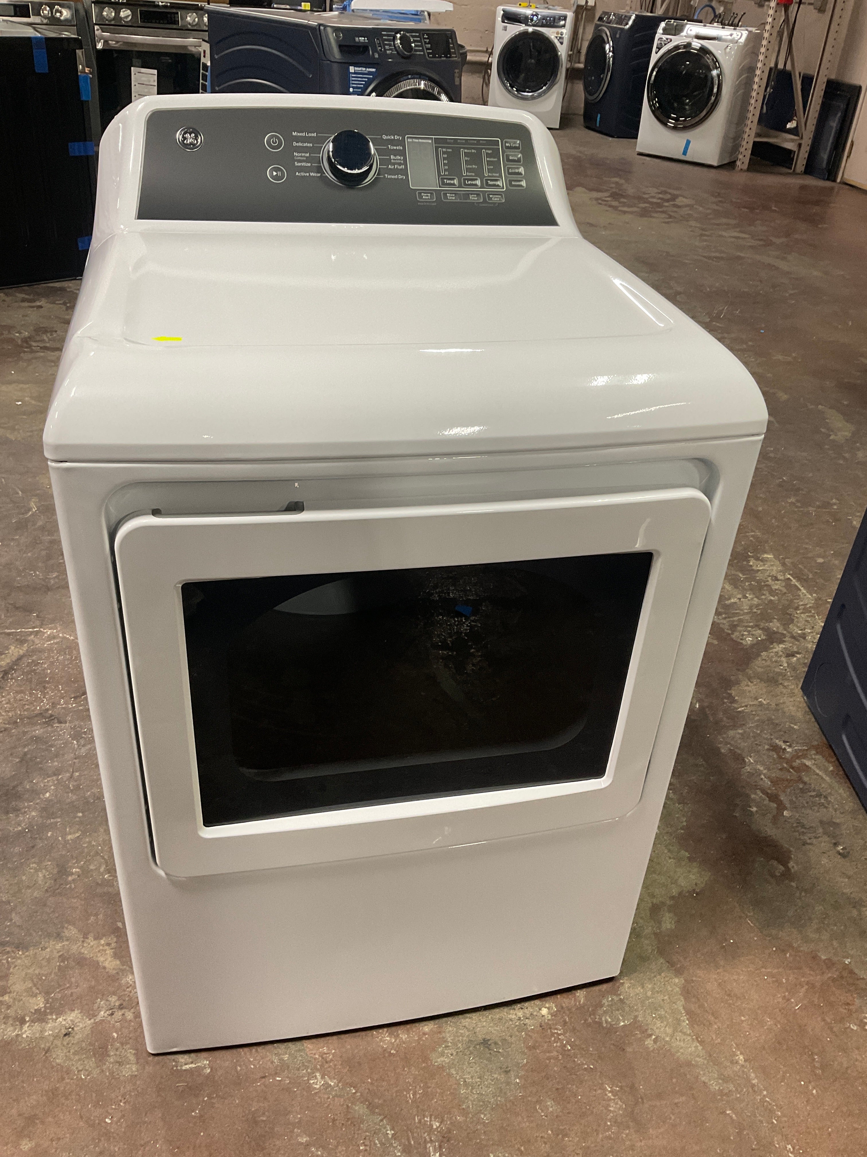 Front view, door closed