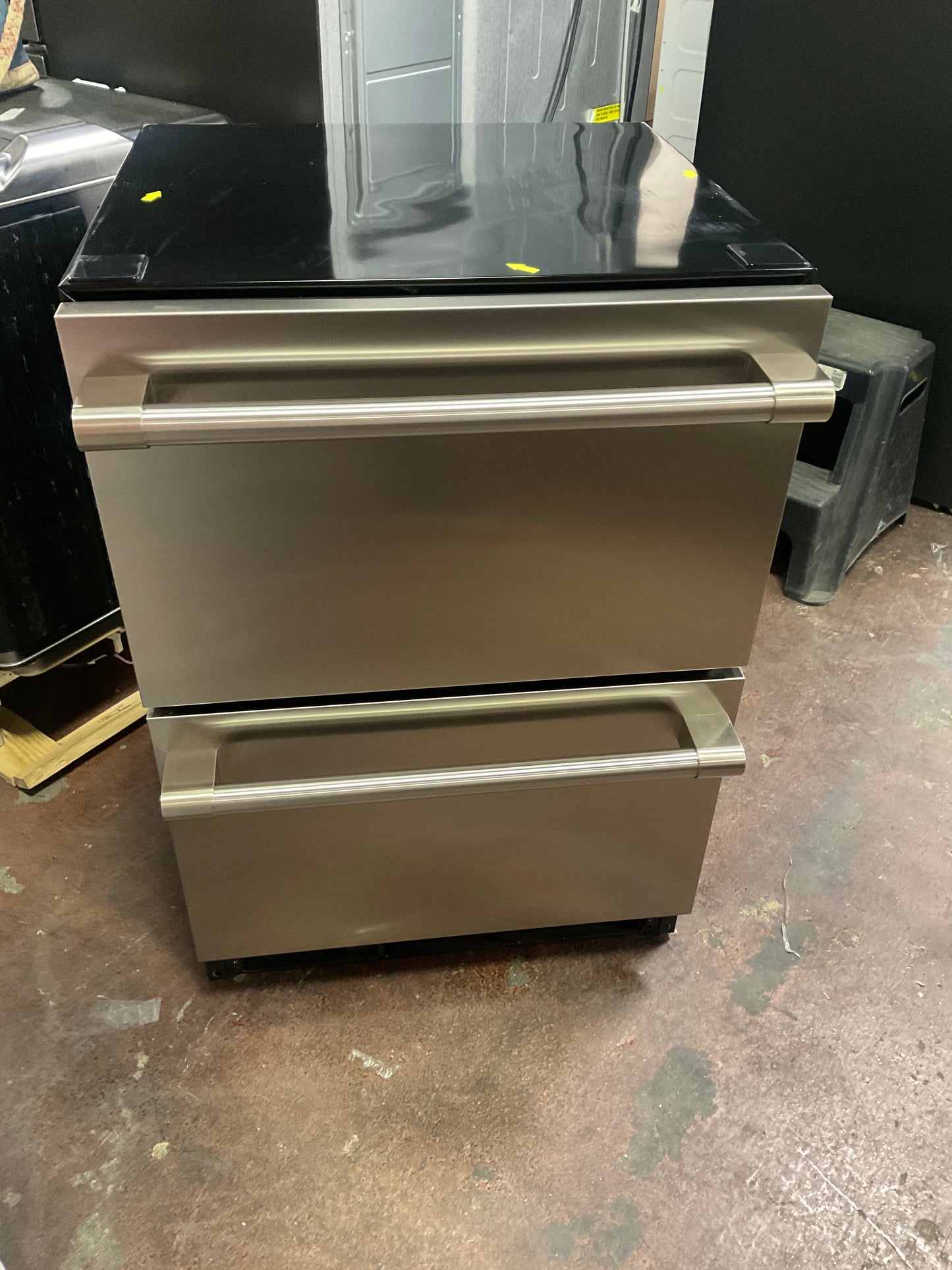 Front view, door closed