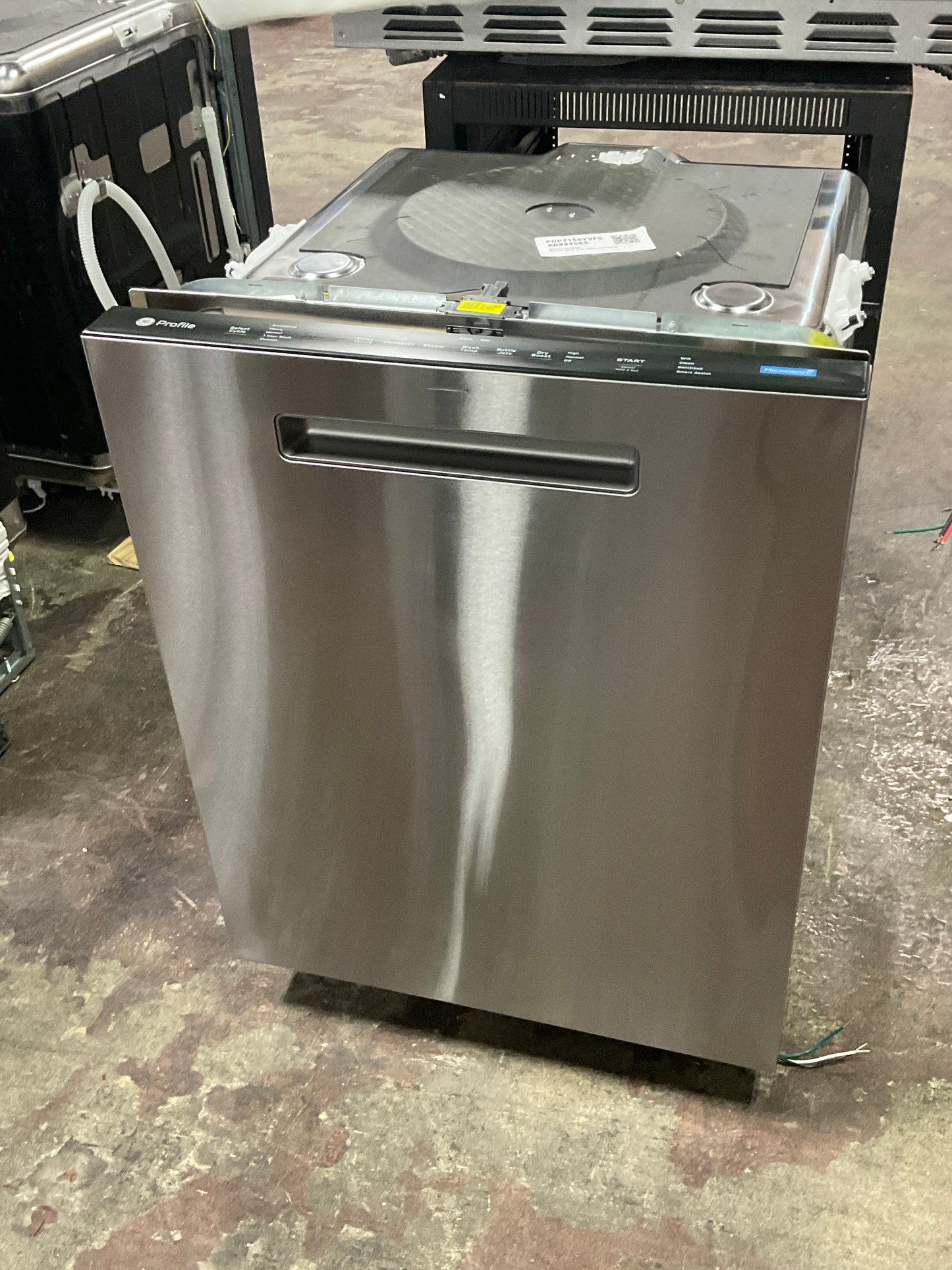 Front view, doors closed