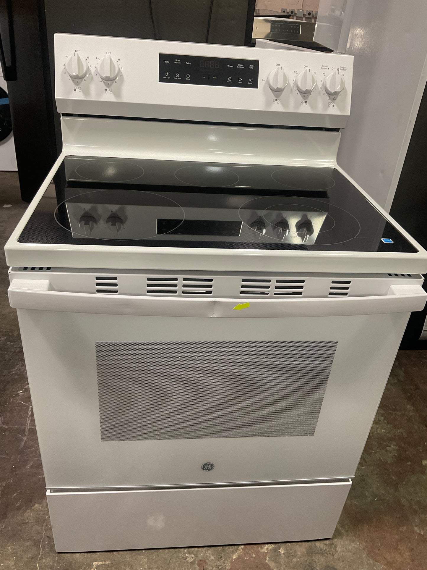 Front view, oven-door closed