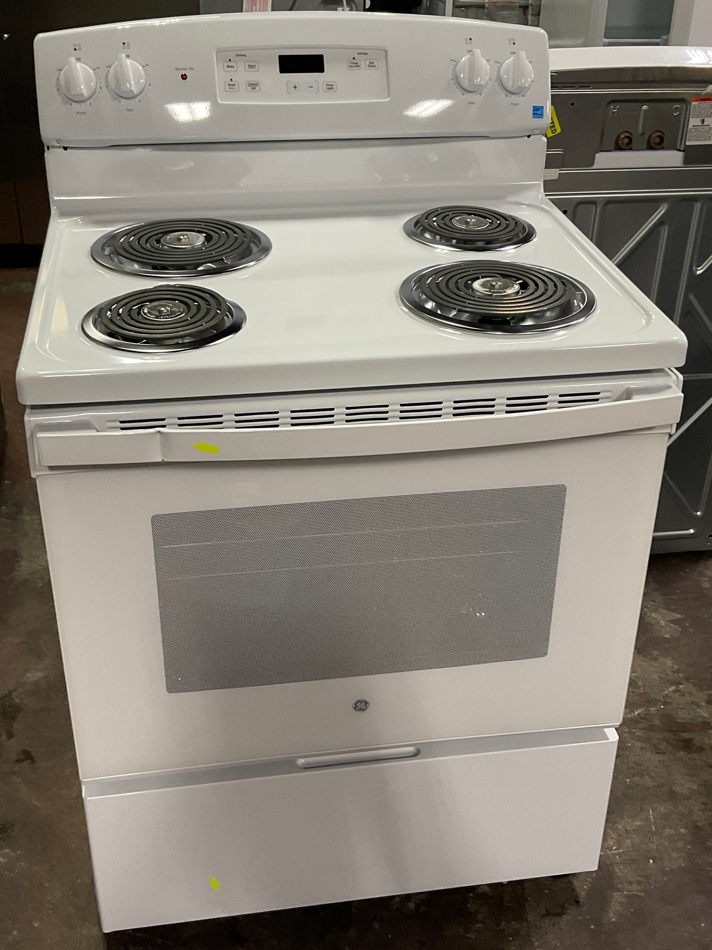Front view, oven-door closed