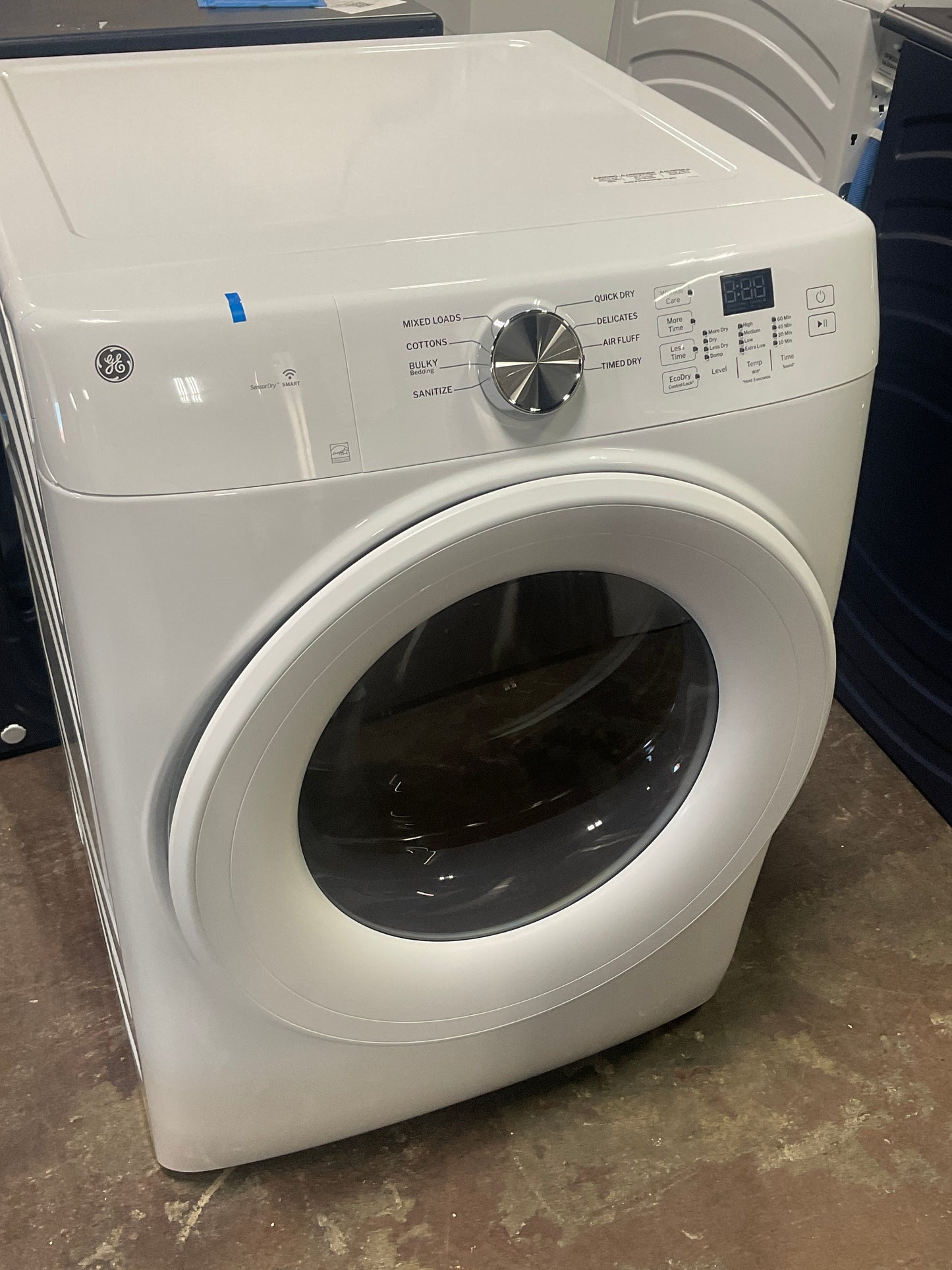 Front view, door closed