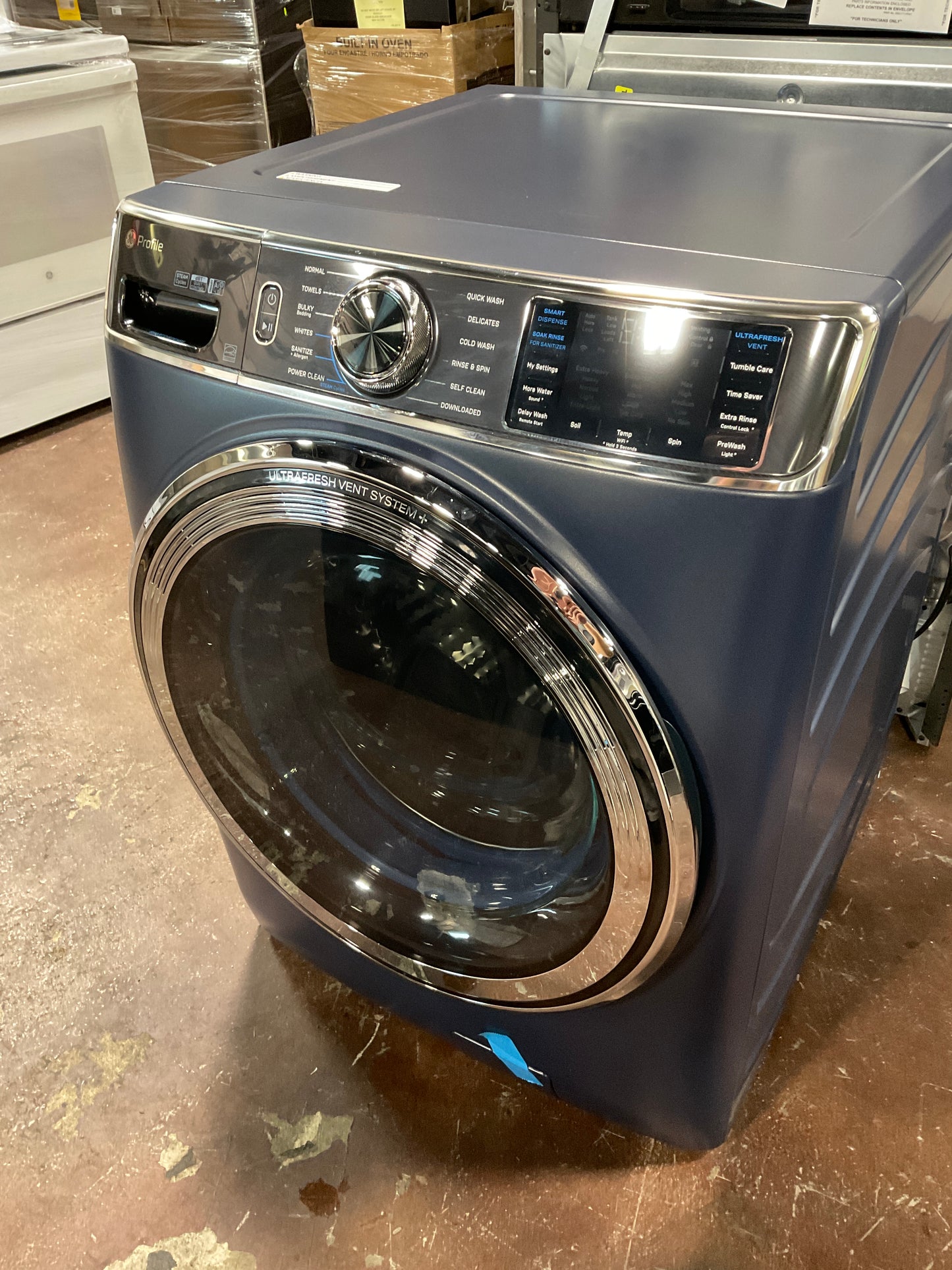 Front view, door closed