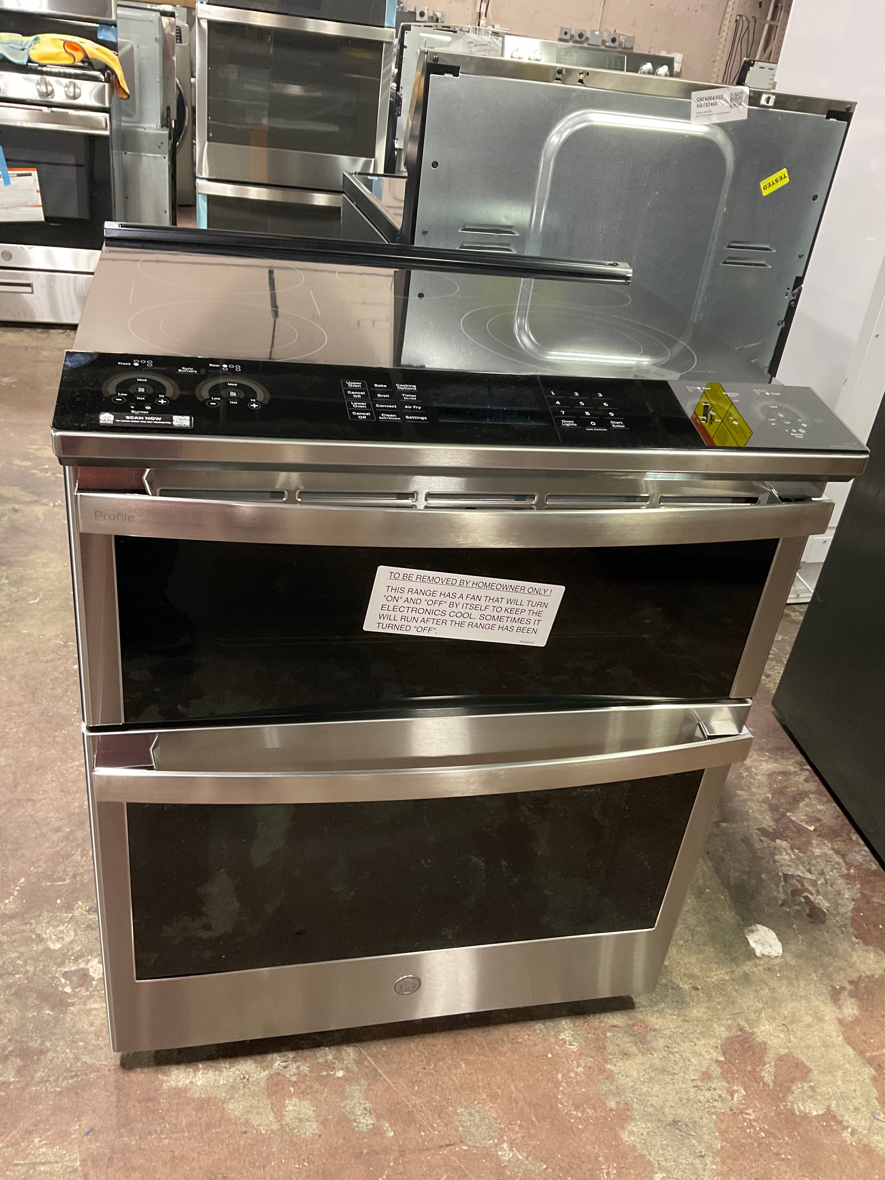 Front view, oven-door closed