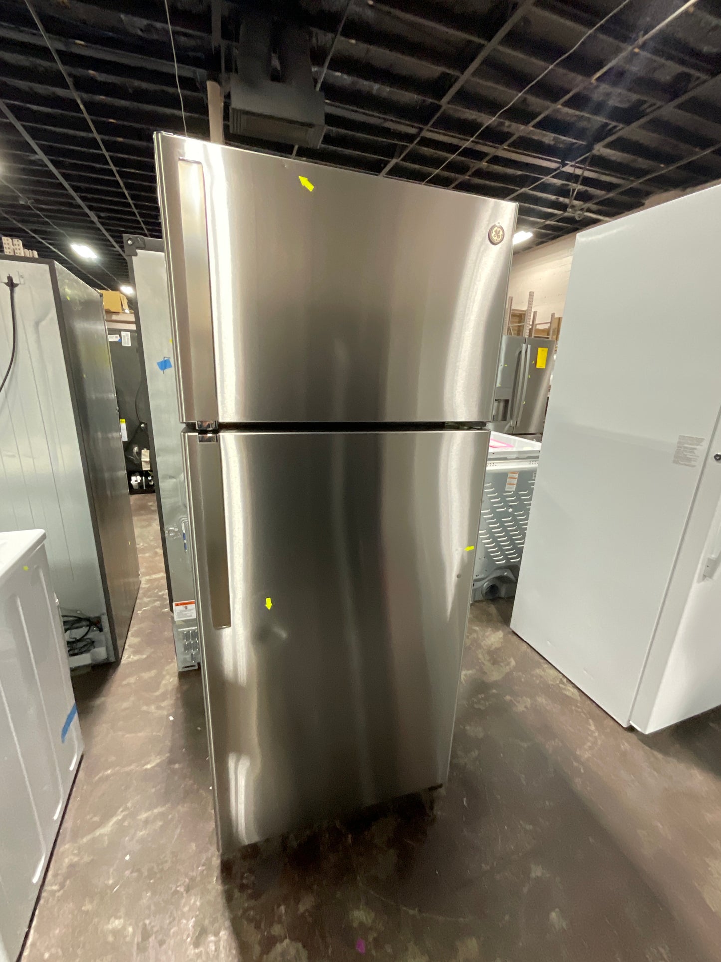 Front view, door closed