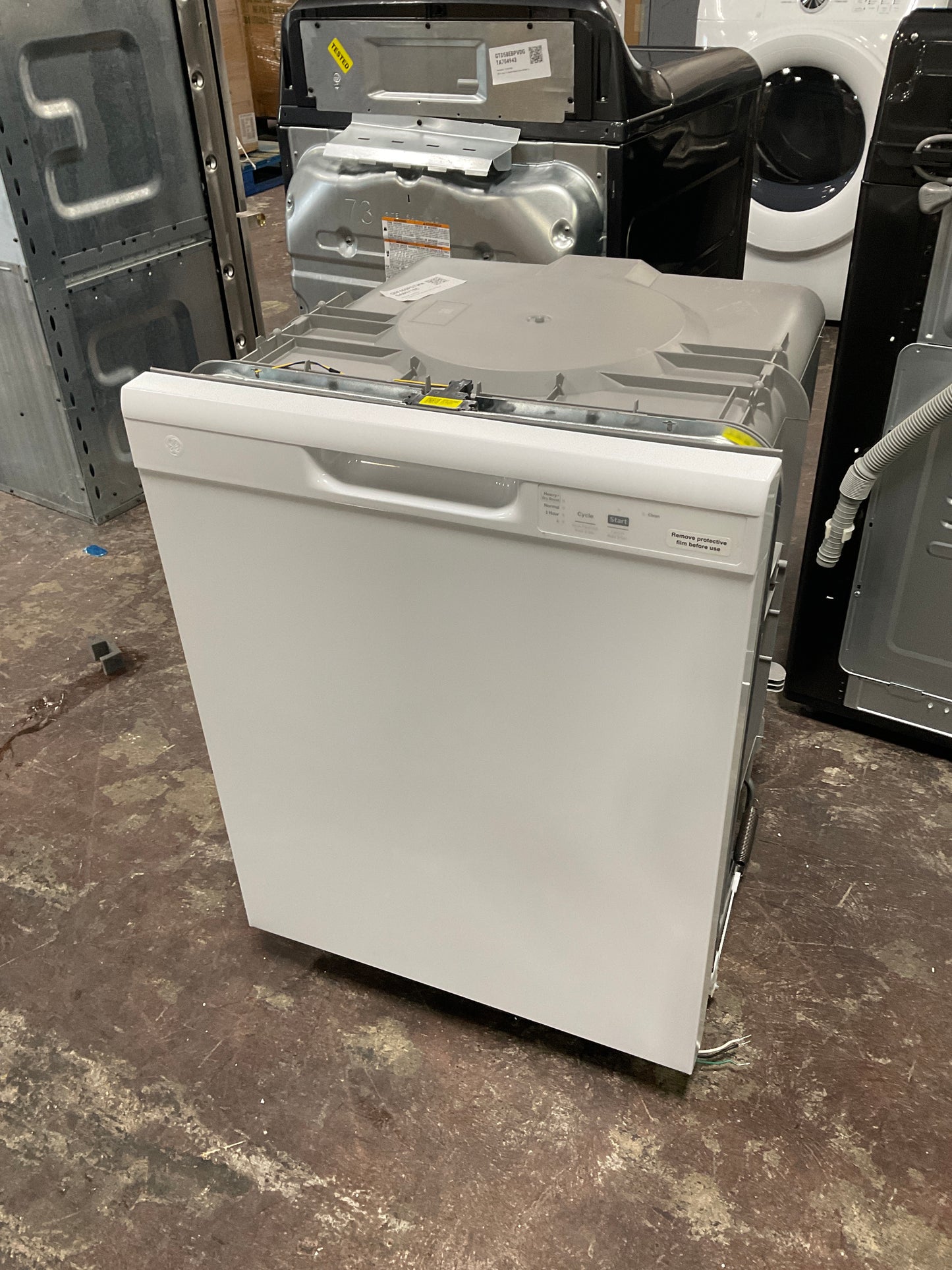 Front view, doors closed