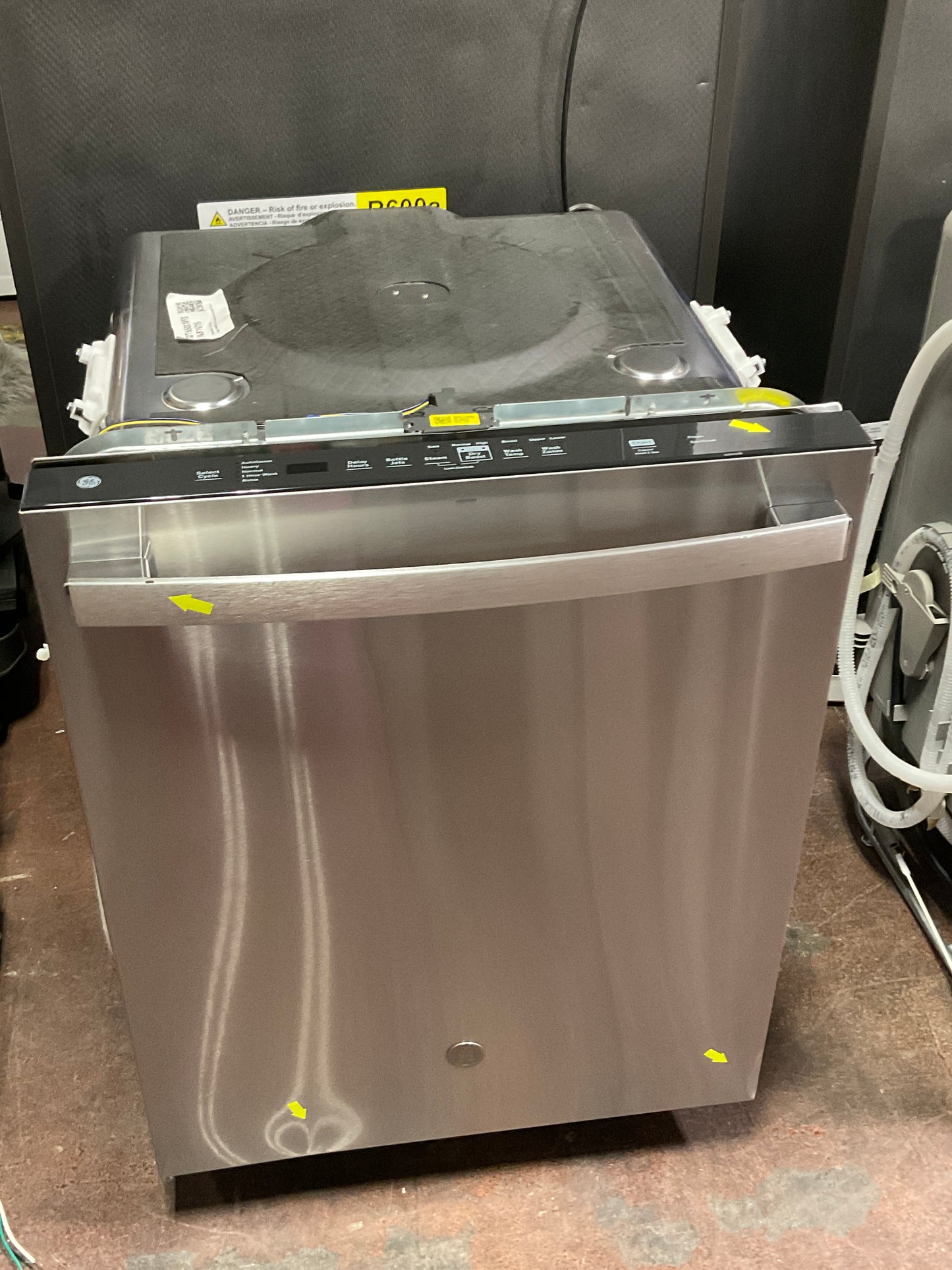 Front view, doors closed