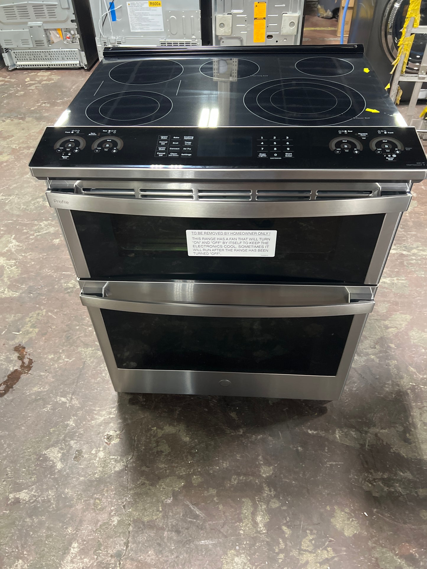 Front view, oven-door closed