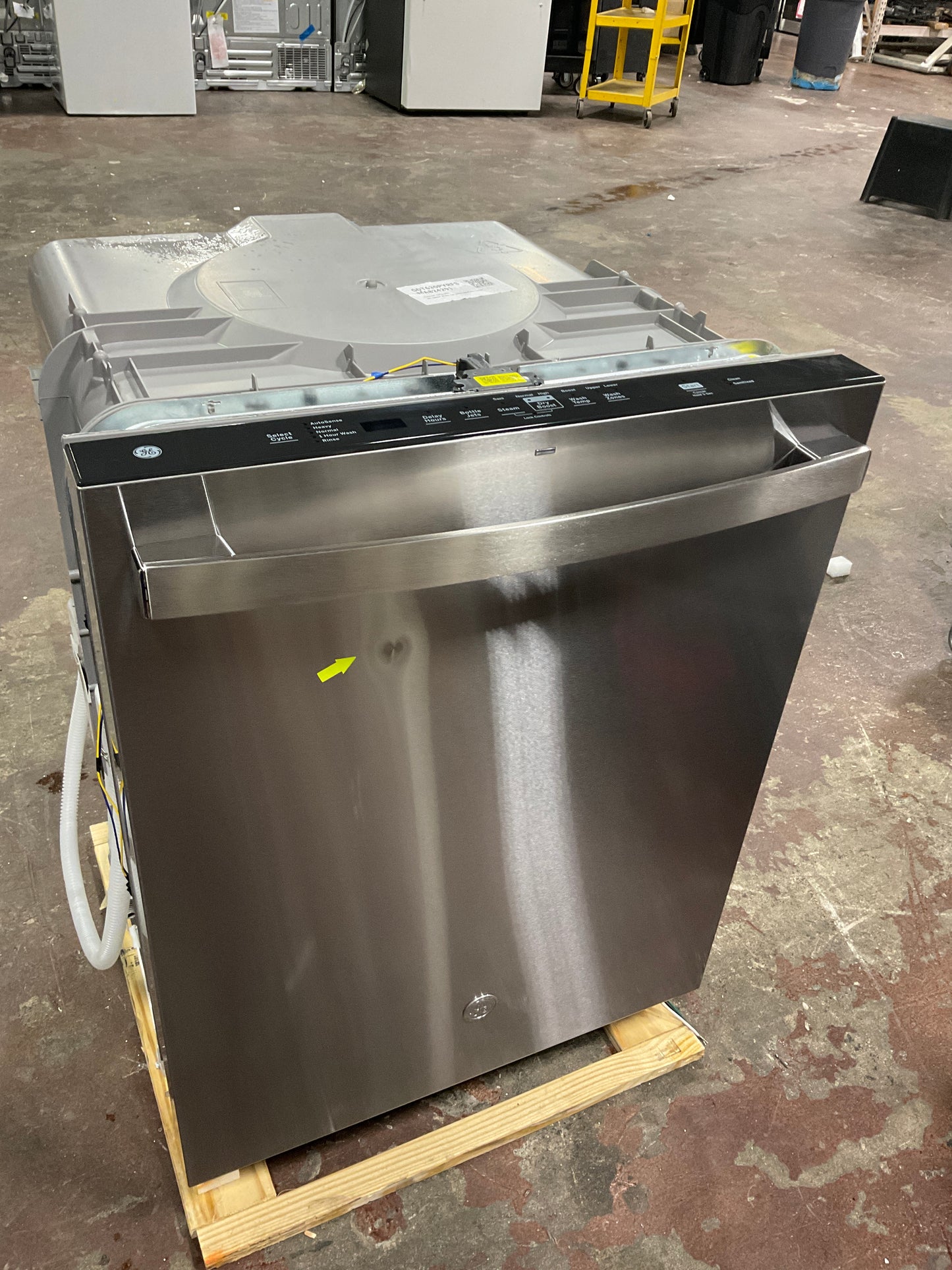 Front view, doors closed