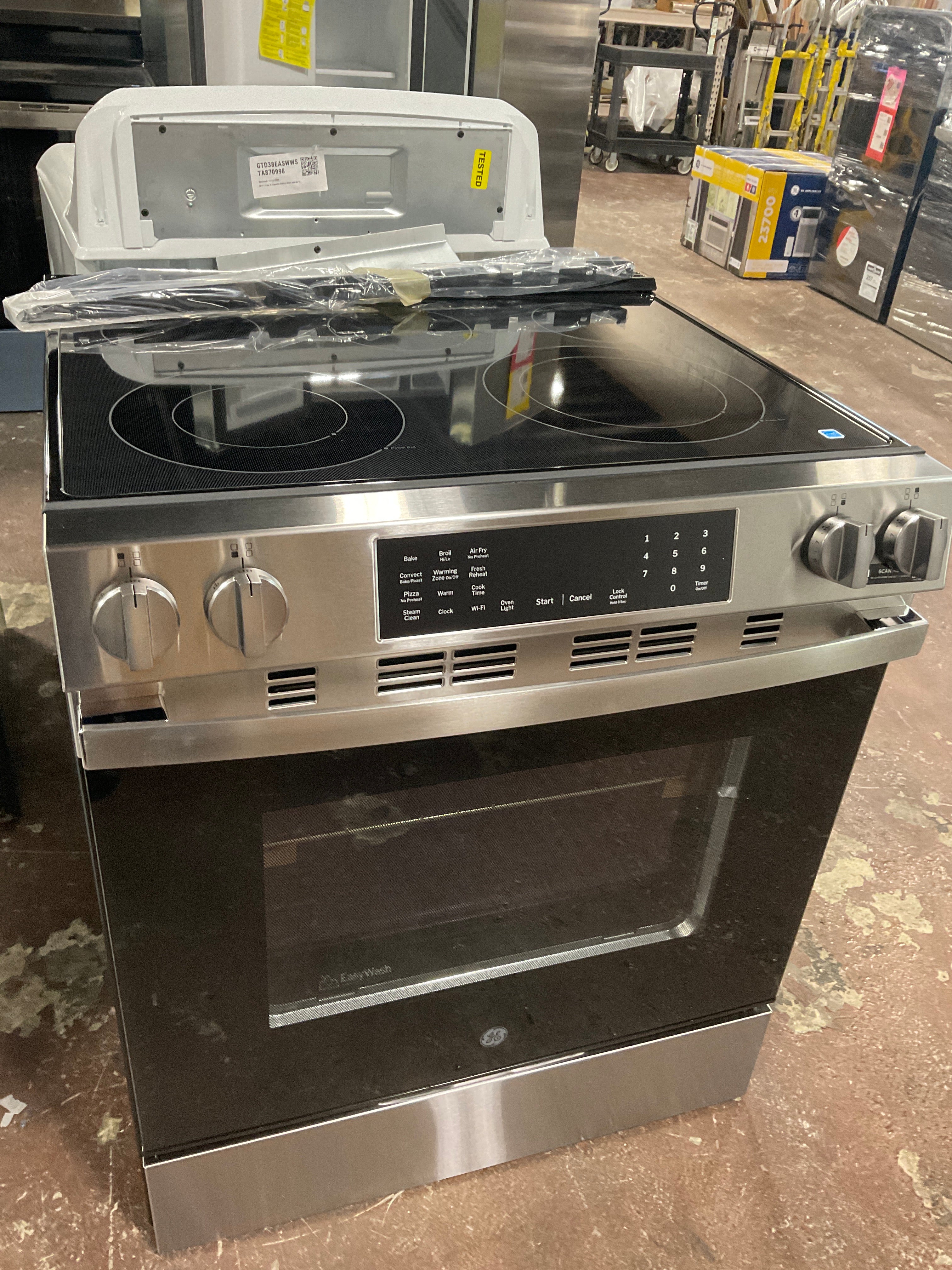 Front view, oven-door closed